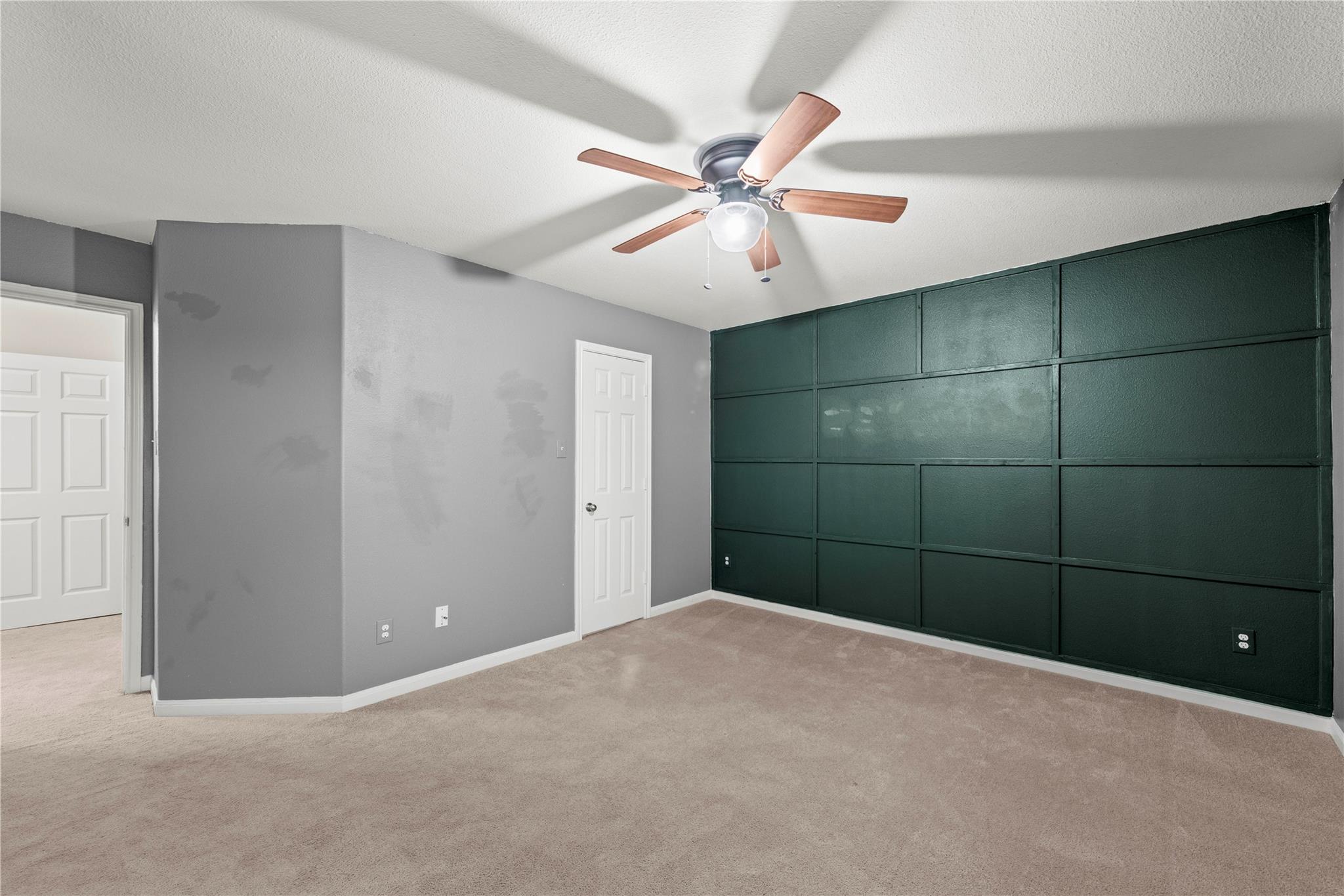 105 J E Brown Ln, Jarrell, TX 76537
