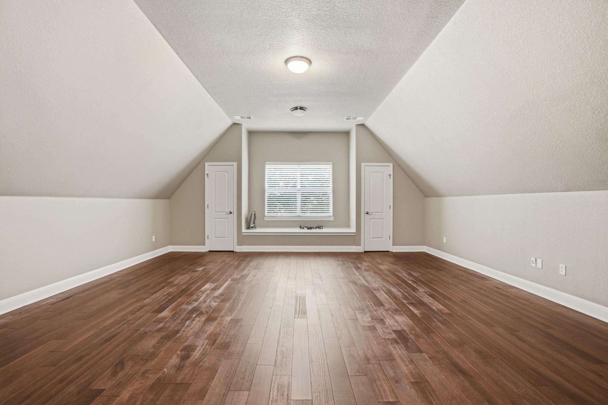 222 Vailco Ln, Austin, TX 78738