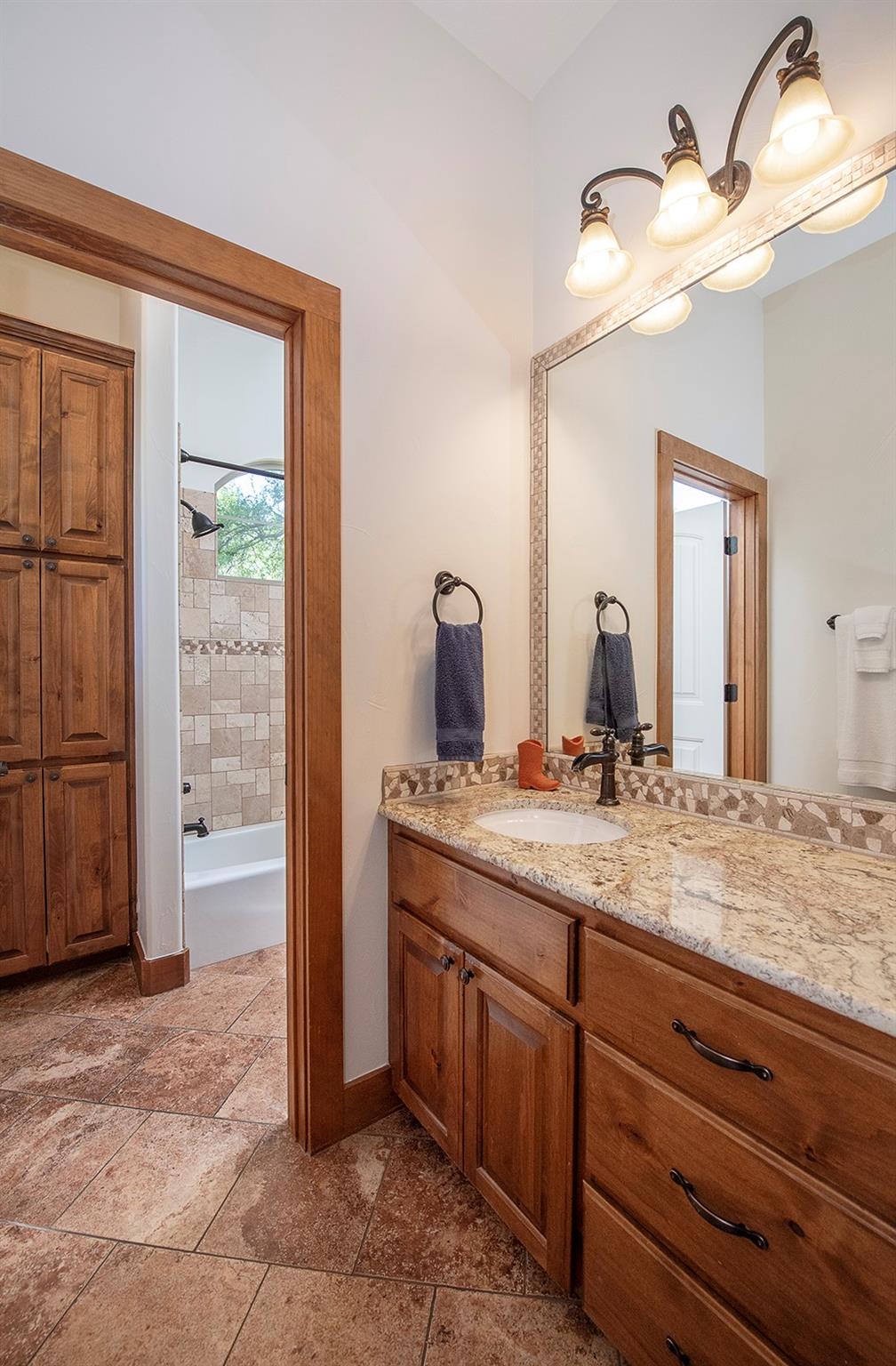 401 Goldridge Dr, Georgetown, TX 78633