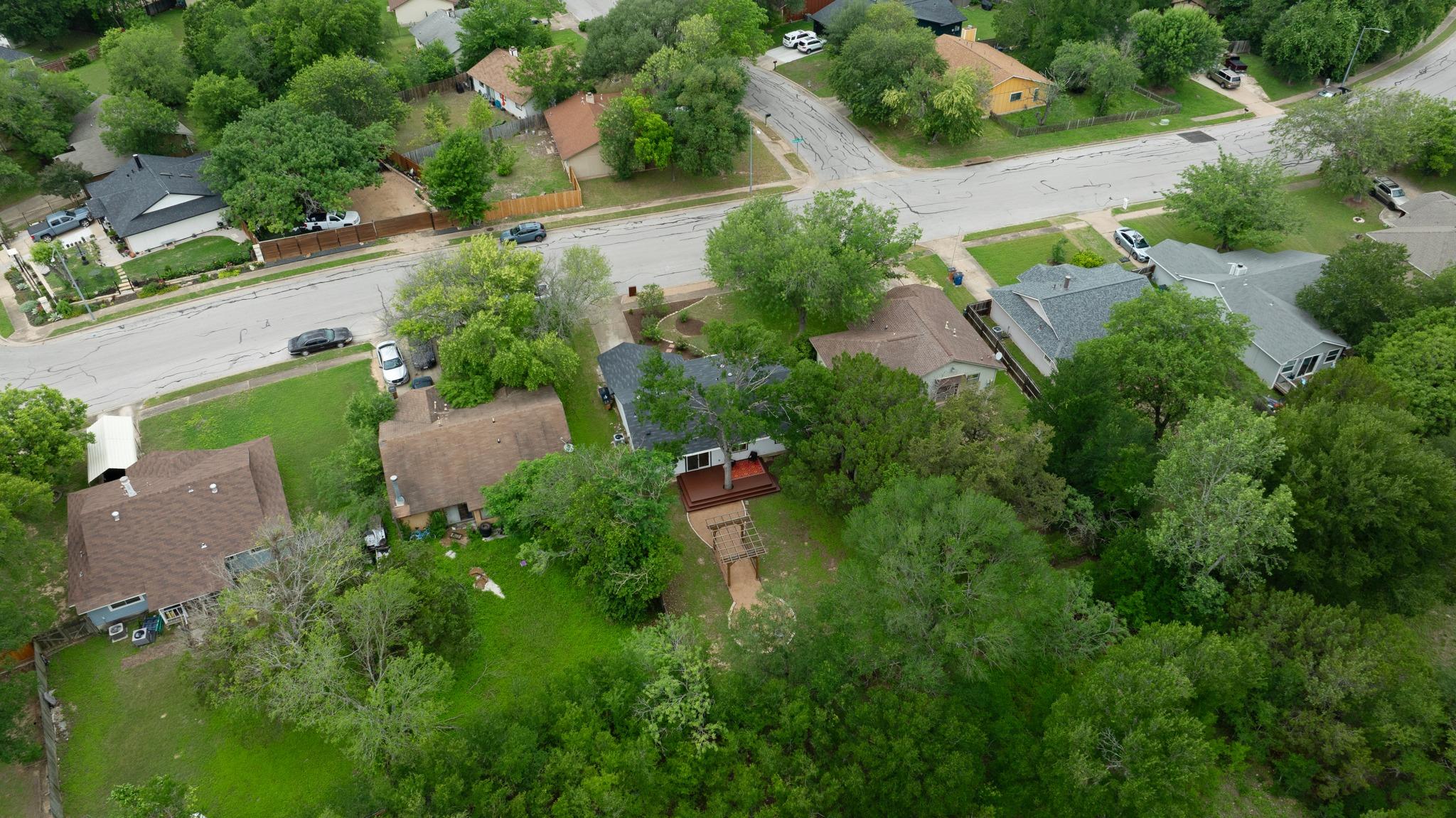 7609 Crystalbrook Dr W, Austin, TX 78724