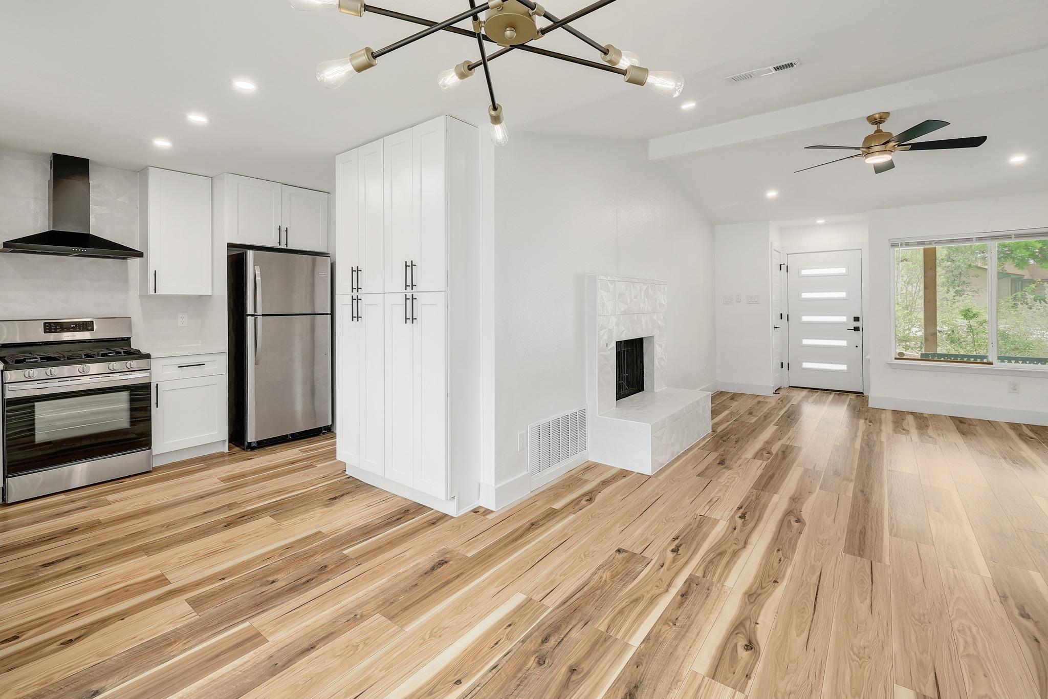 7609 Crystalbrook Dr W, Austin, TX 78724