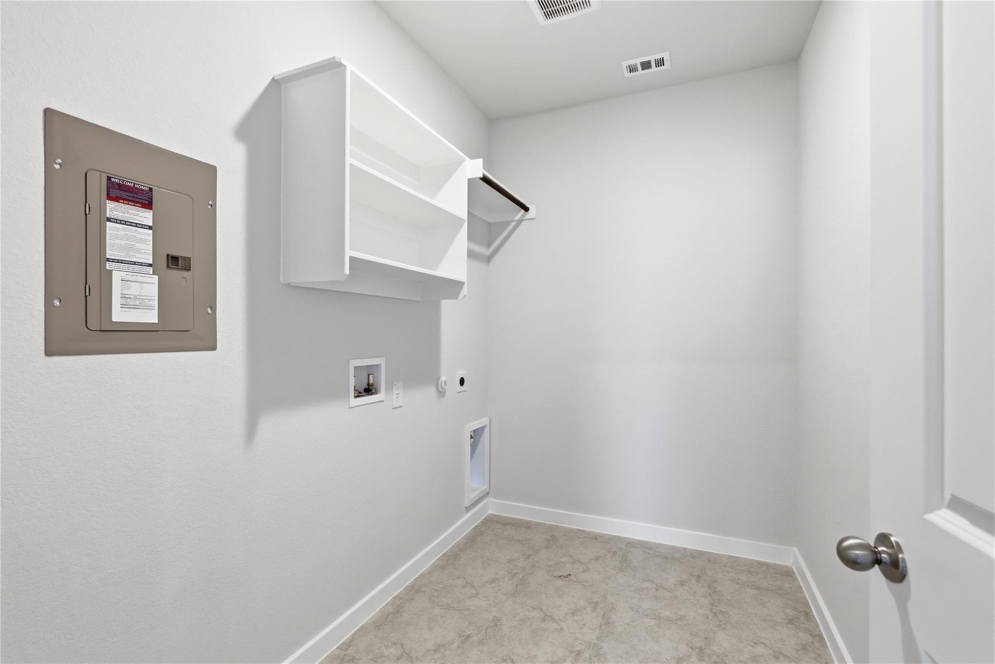 238 Seattle Slew Dr, Jarrell, TX 76537