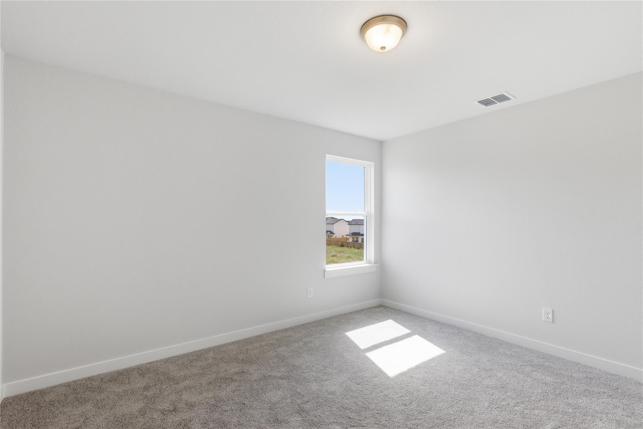 238 Seattle Slew Dr, Jarrell, TX 76537