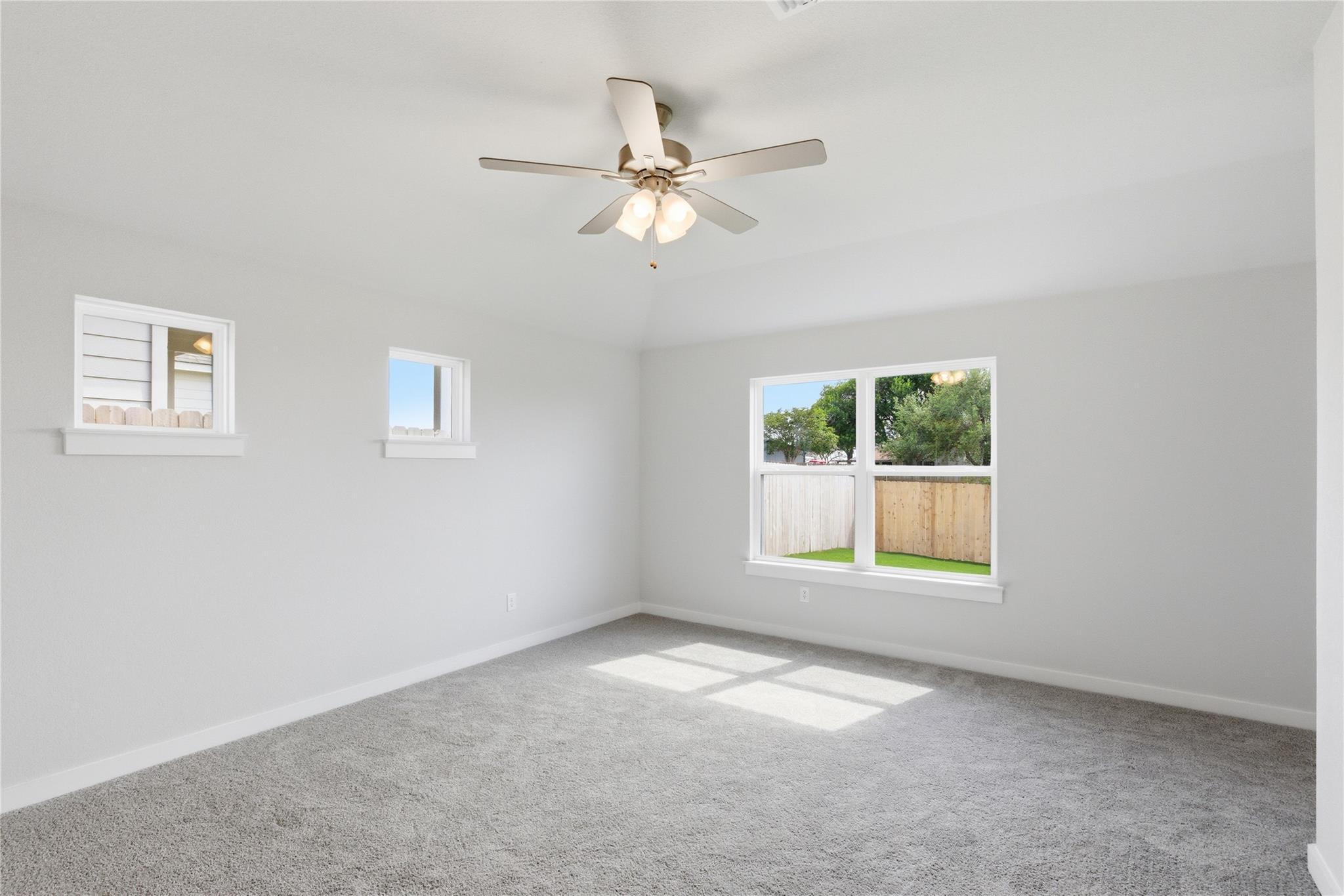 238 Seattle Slew Dr, Jarrell, TX 76537