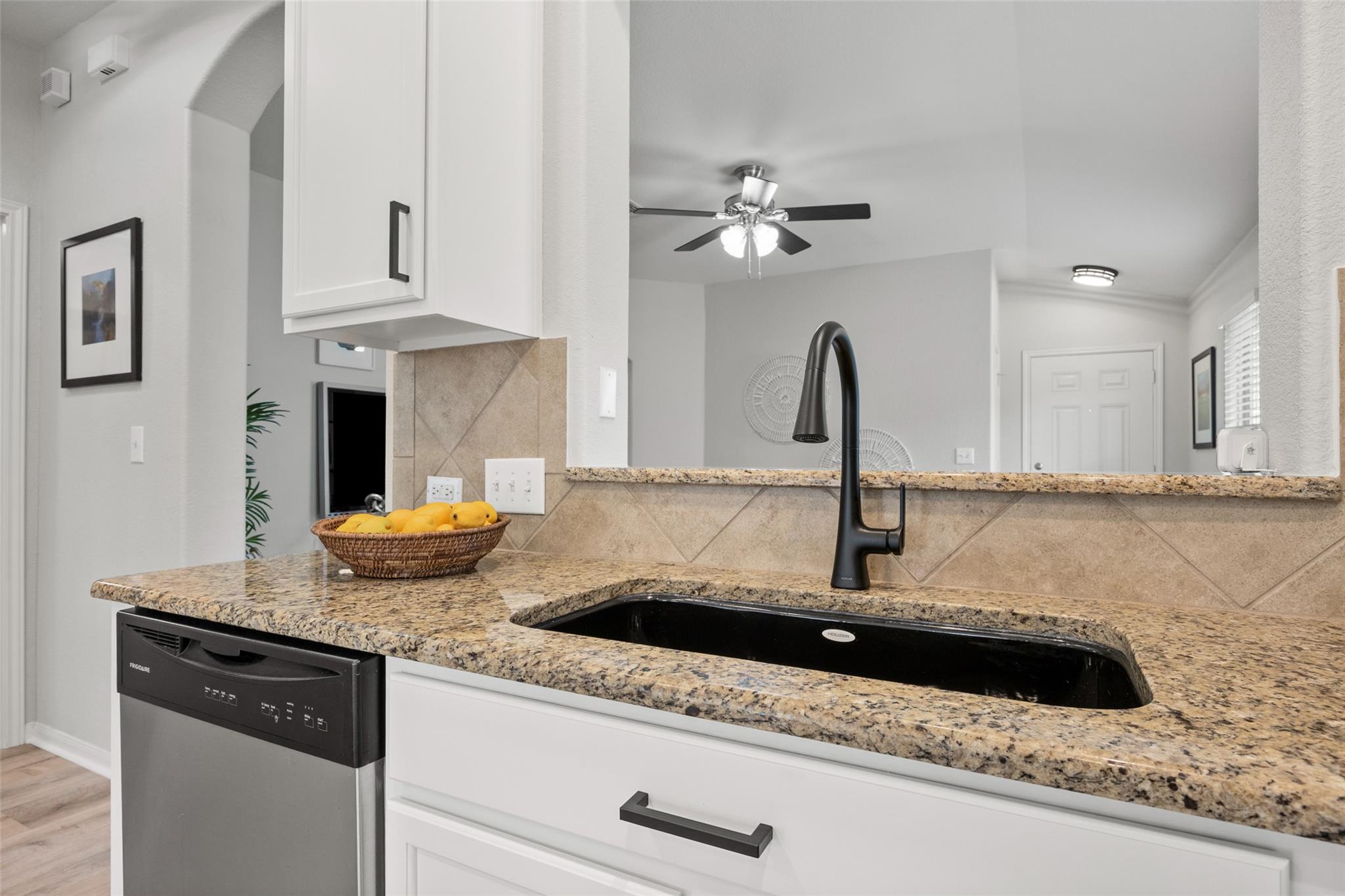 629 Pinnacle Dr, Georgetown, TX 78626