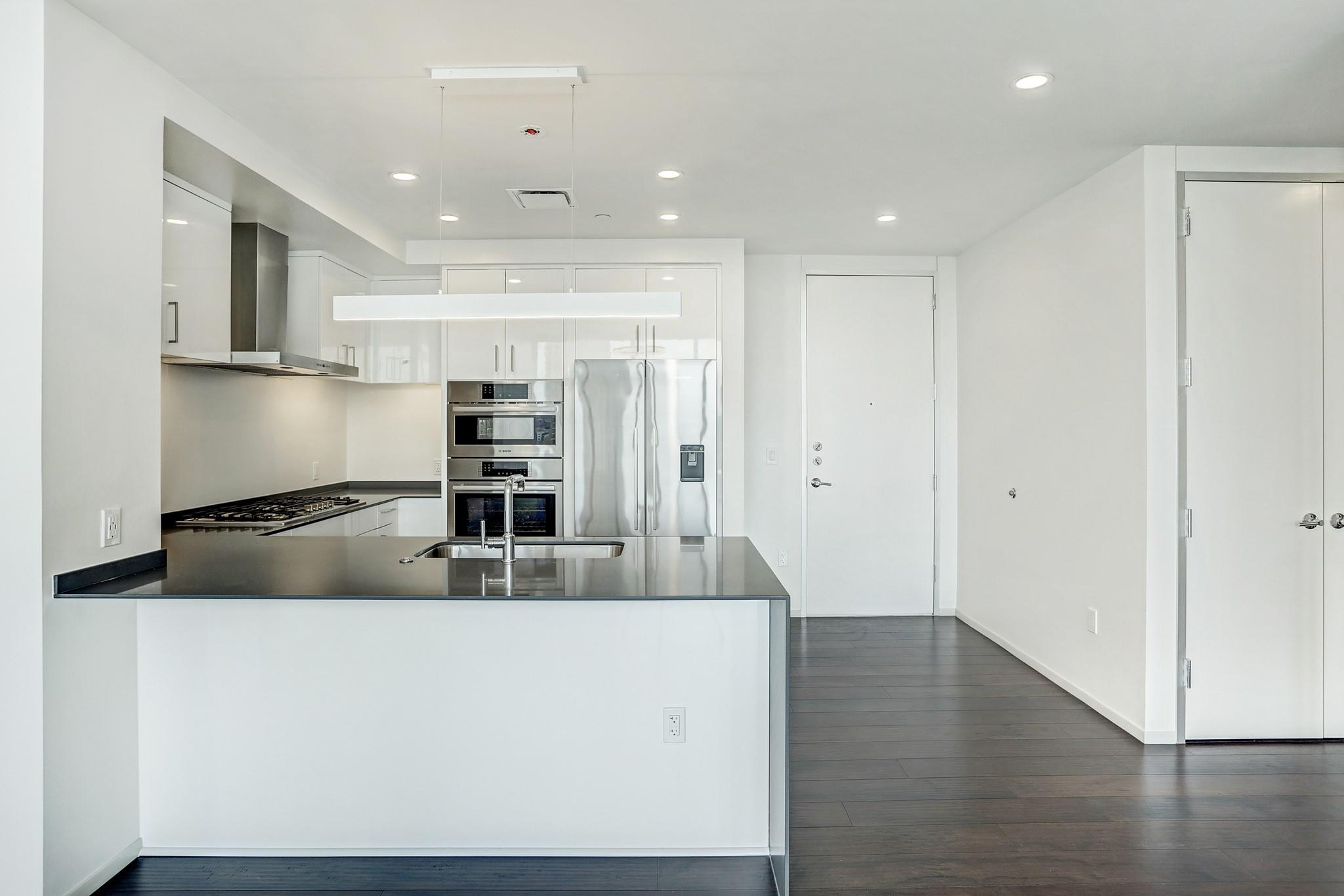 301 West Ave # 1209, Austin, TX 78701
