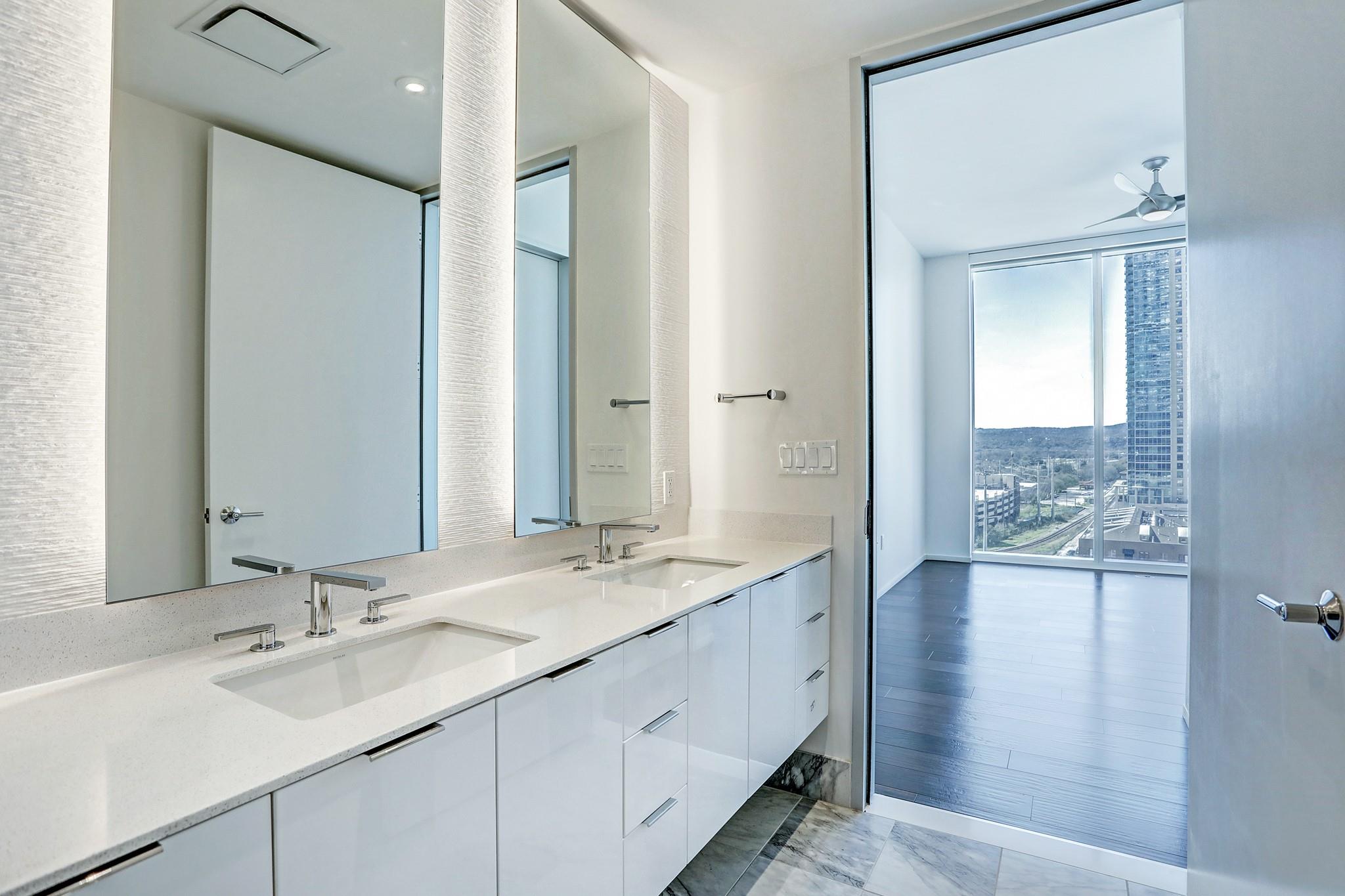 301 West Ave # 1209, Austin, TX 78701