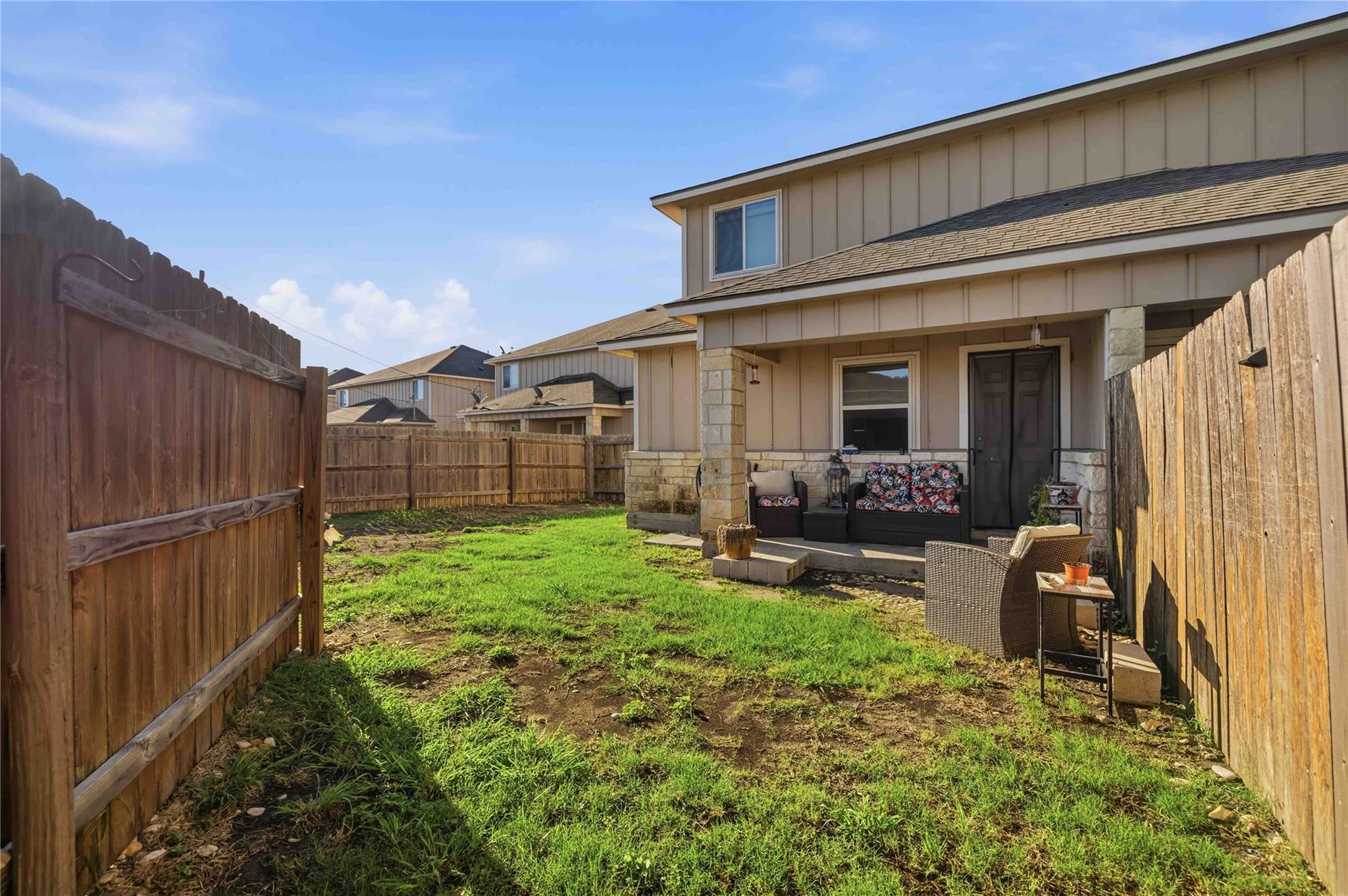 105 Liberty Place Cv, Liberty Hill, TX 78642