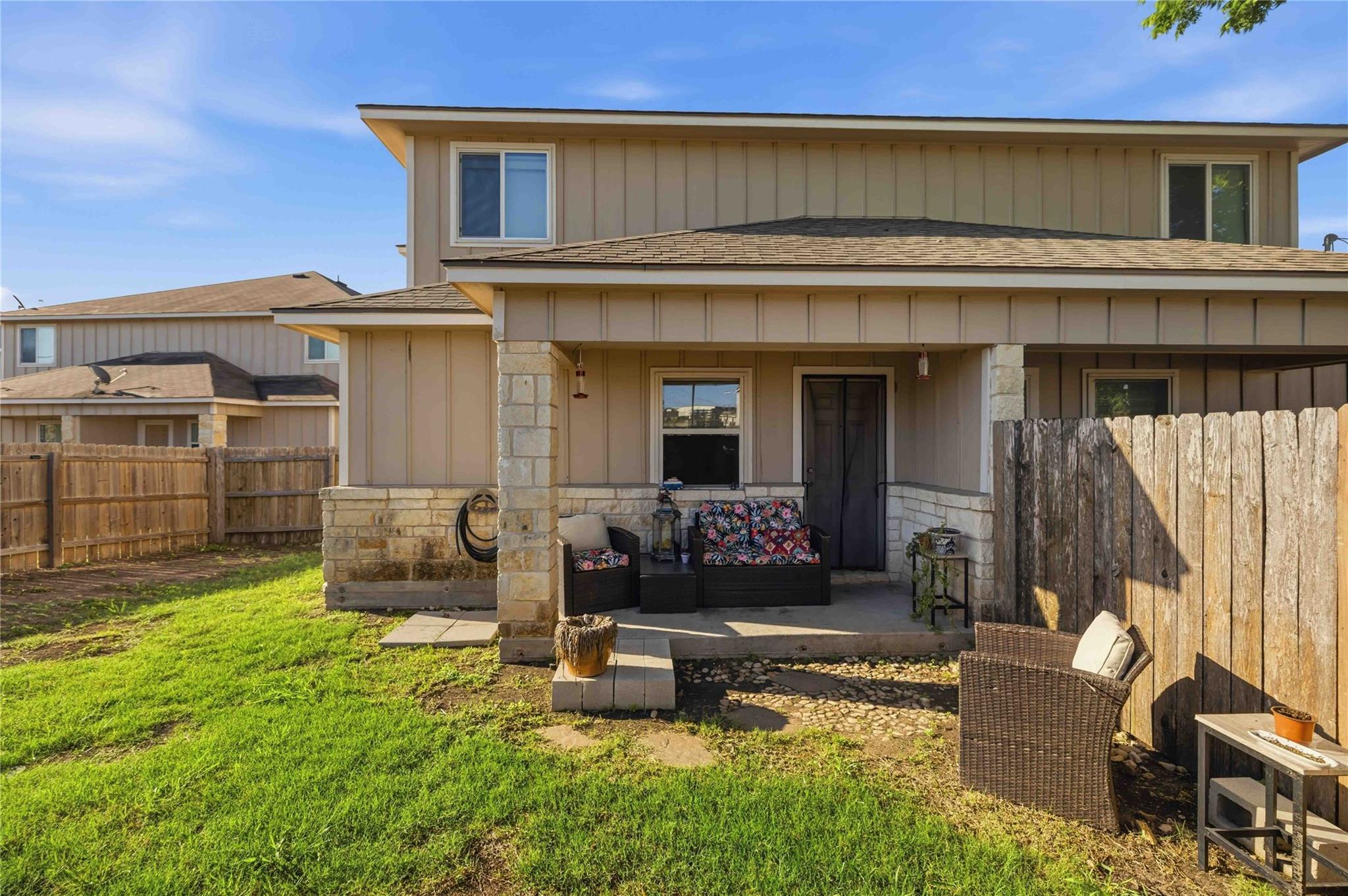 105 Liberty Place Cv, Liberty Hill, TX 78642
