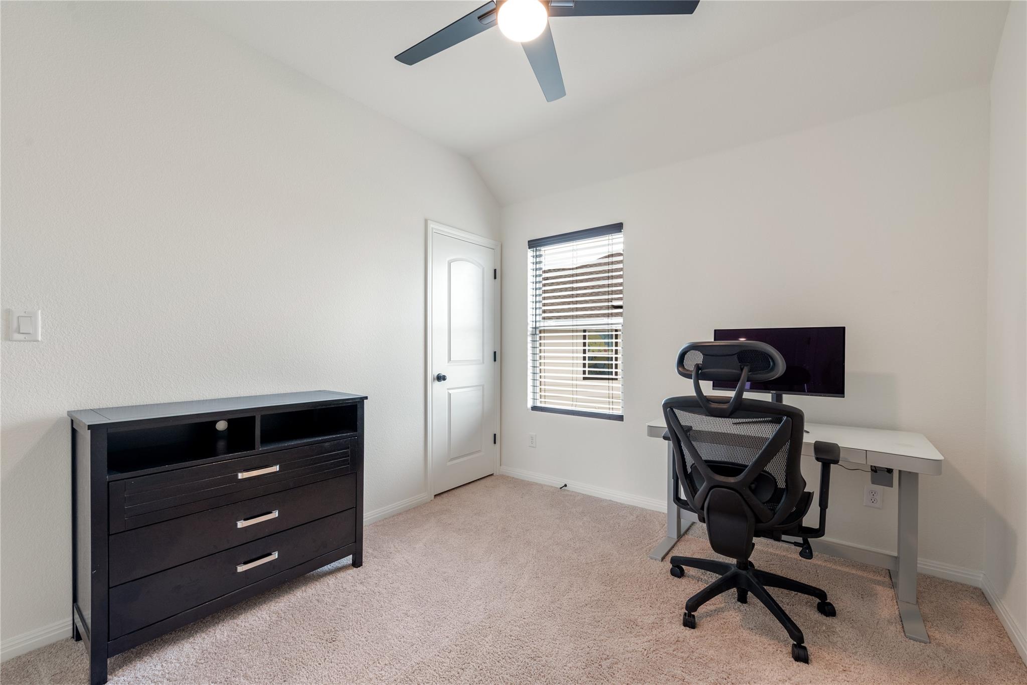 155 Kings Canyon Dr, Dripping Springs, TX 78620