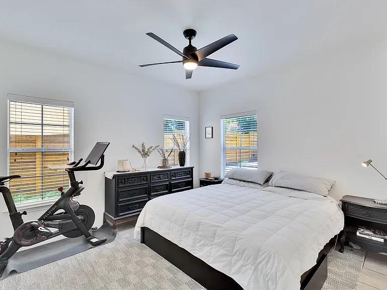 7308 Meador Ave, Austin, TX 78752