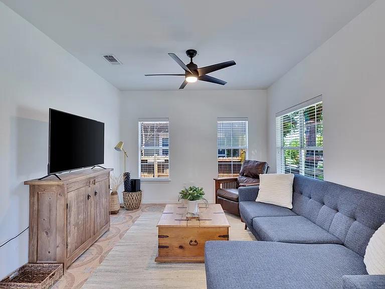 7308 Meador Ave, Austin, TX 78752