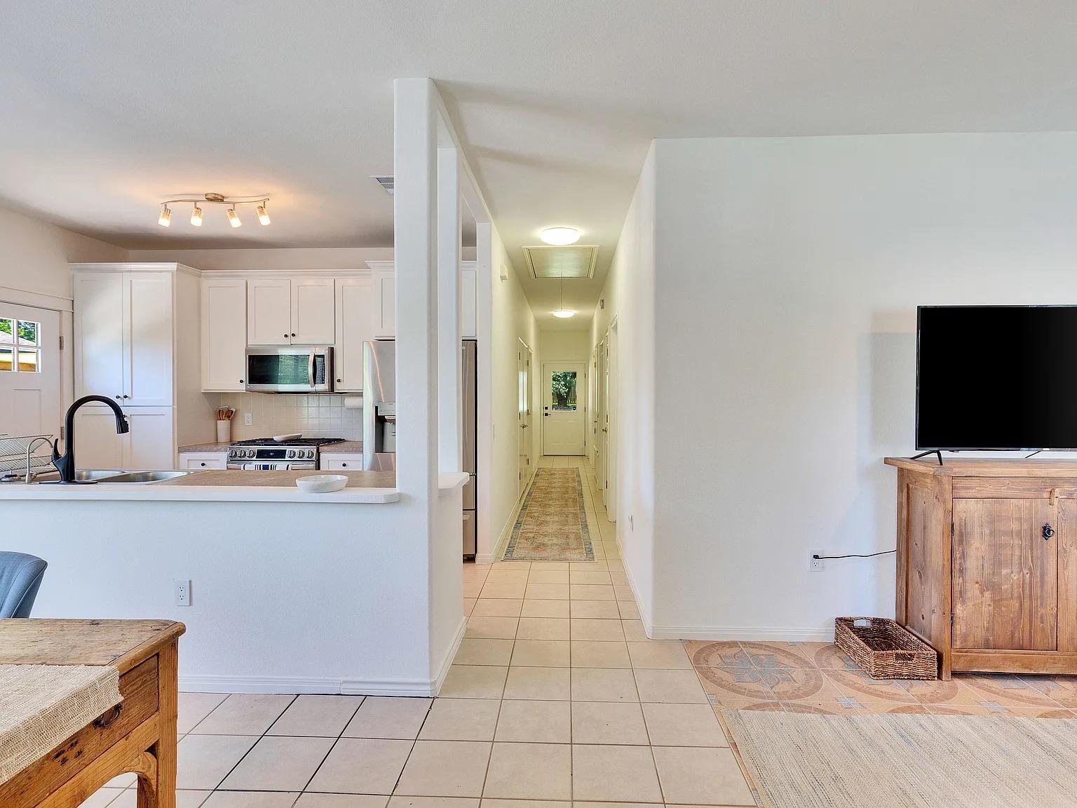 7308 Meador Ave, Austin, TX 78752