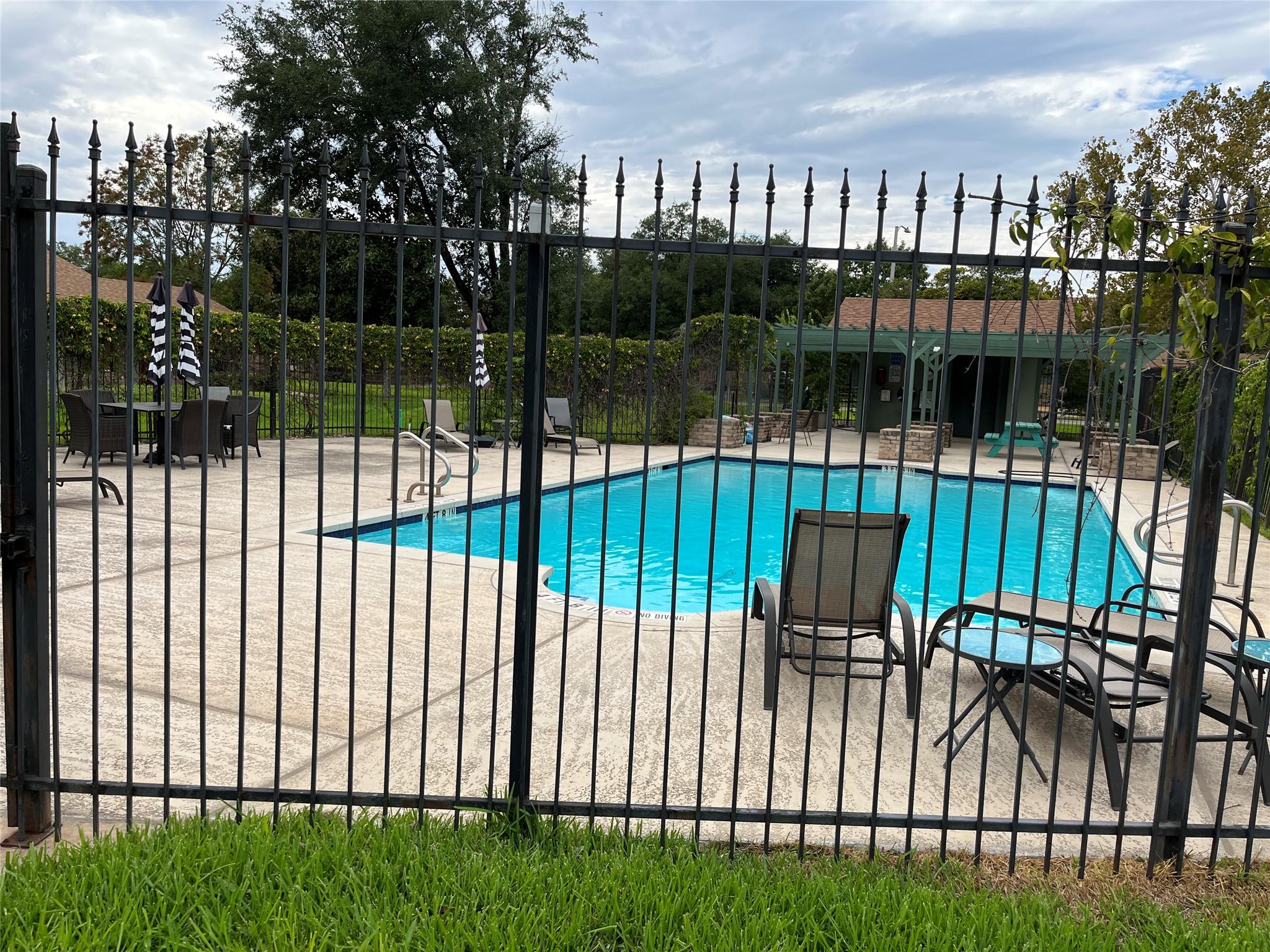 5031 Fort Clark Dr, Austin, TX 78745
