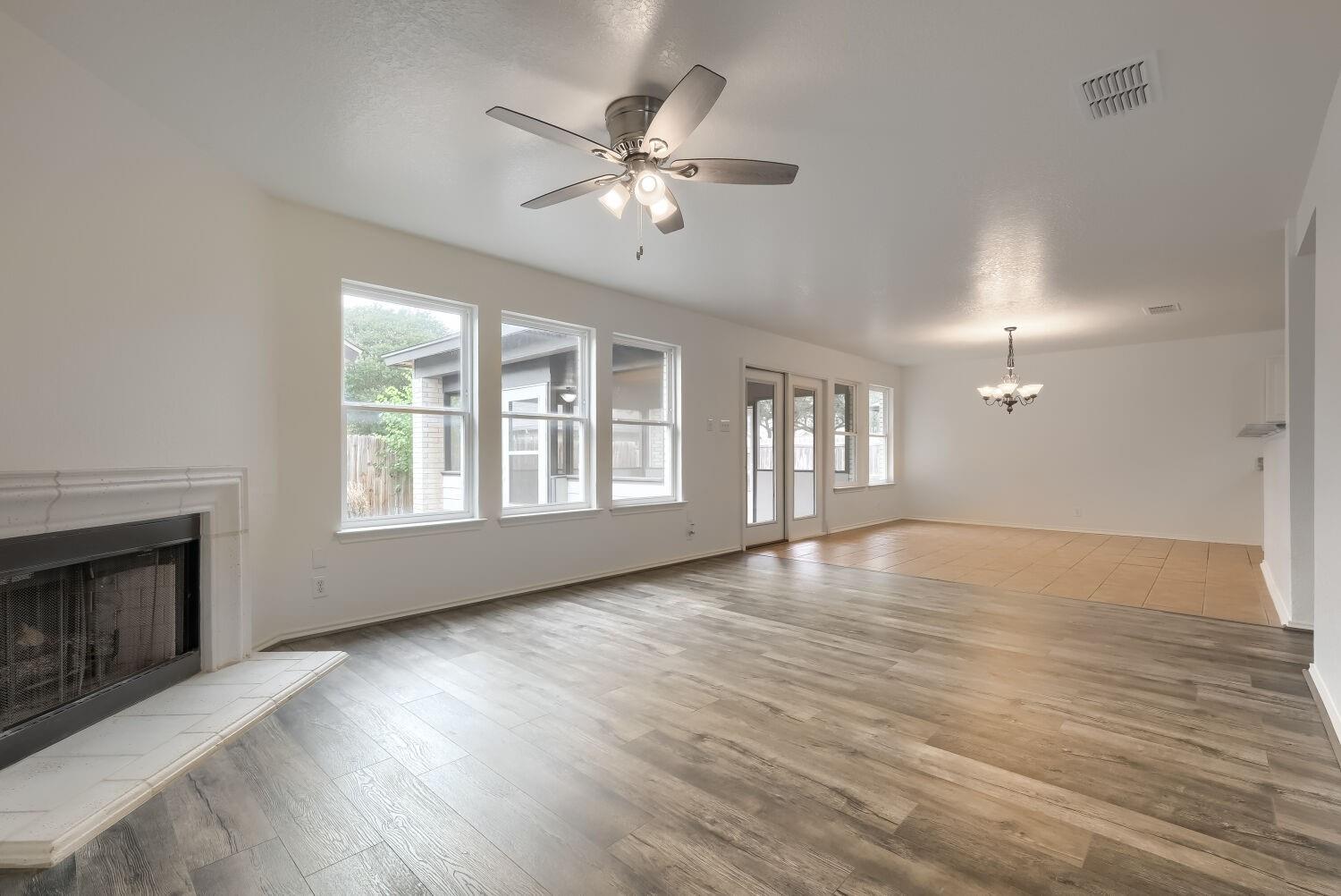 381 Scenic Meadow Mdw, New Braunfels, TX 78130