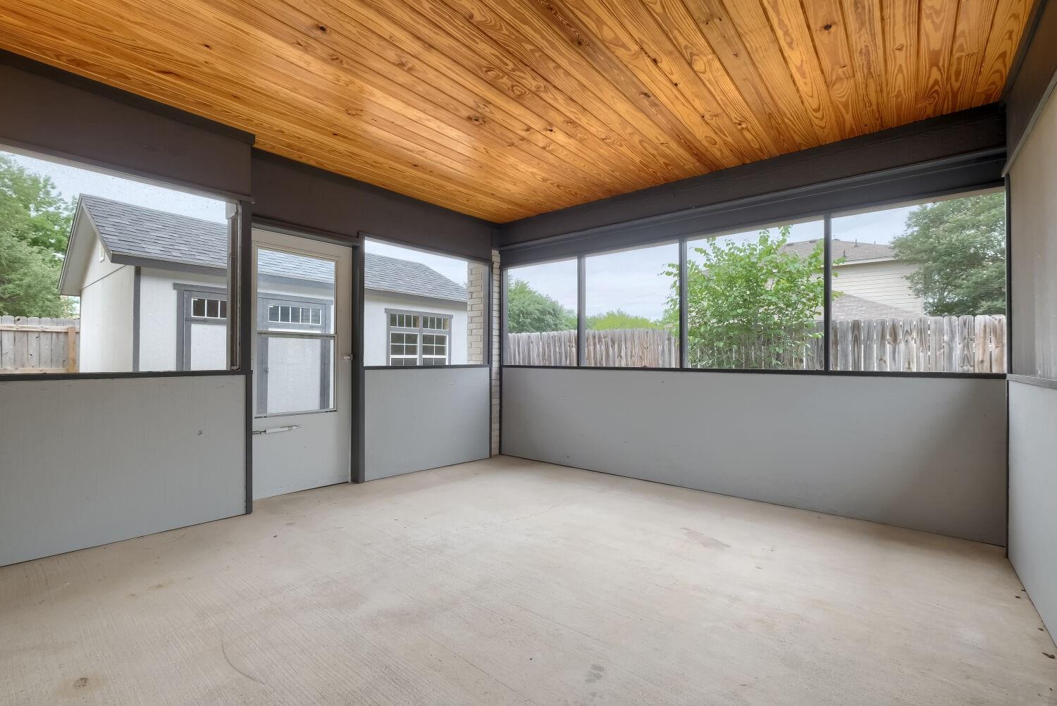 381 Scenic Meadow Mdw, New Braunfels, TX 78130
