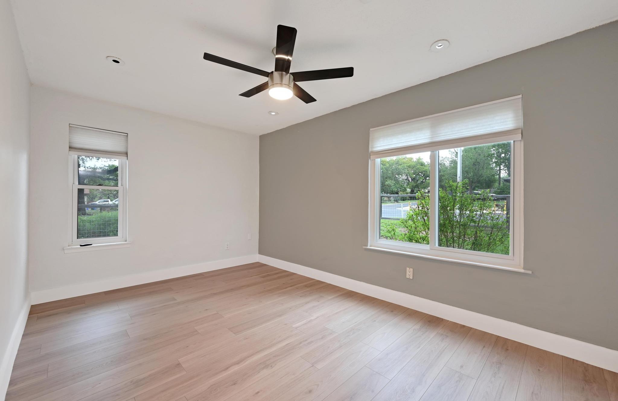 6606 Woodhue Dr, Austin, TX 78745