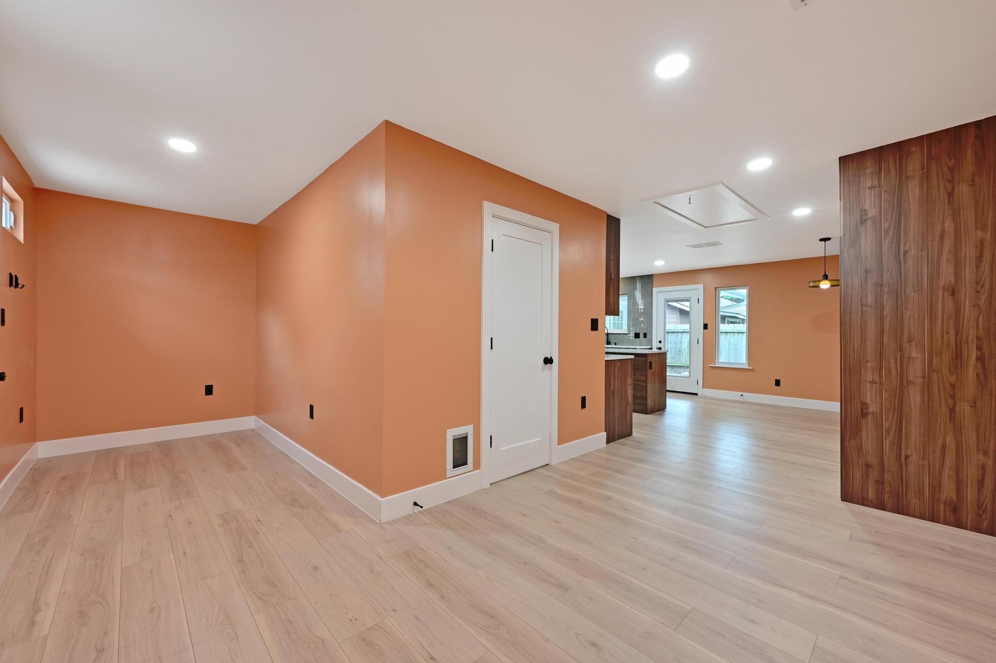 6606 Woodhue Dr, Austin, TX 78745