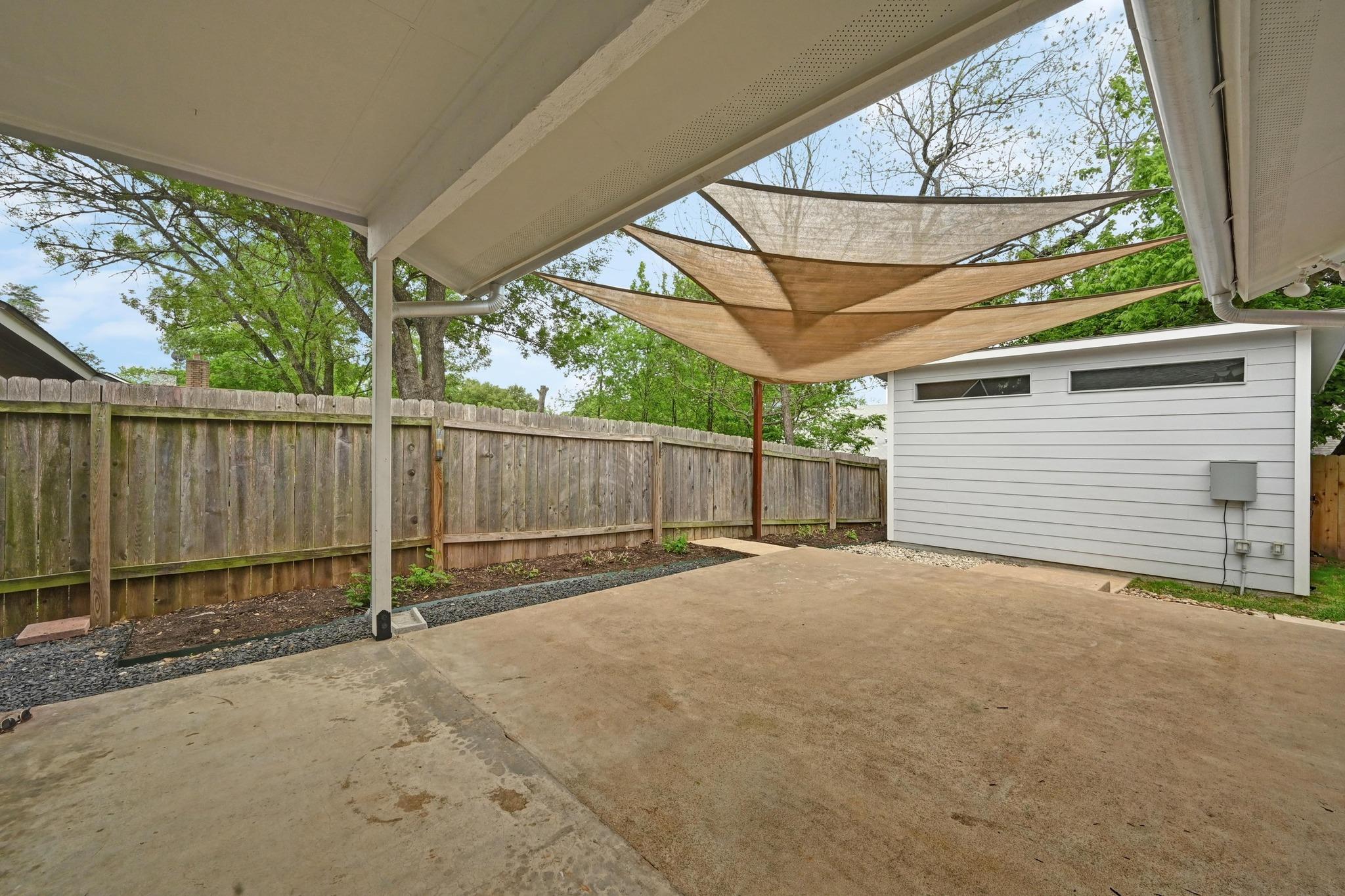 6606 Woodhue Dr, Austin, TX 78745