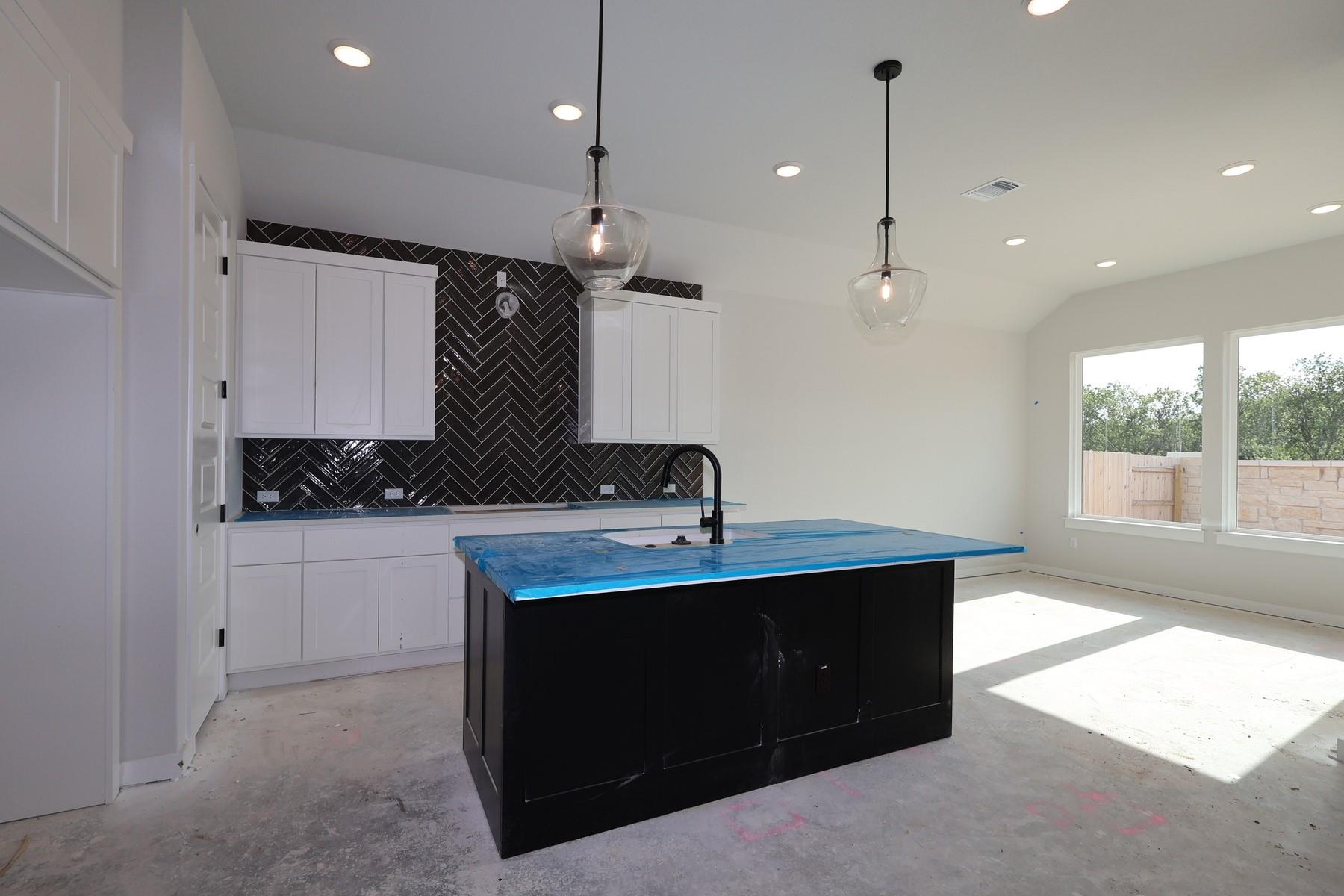 10728 Worth Lane, Manor, TX 78653