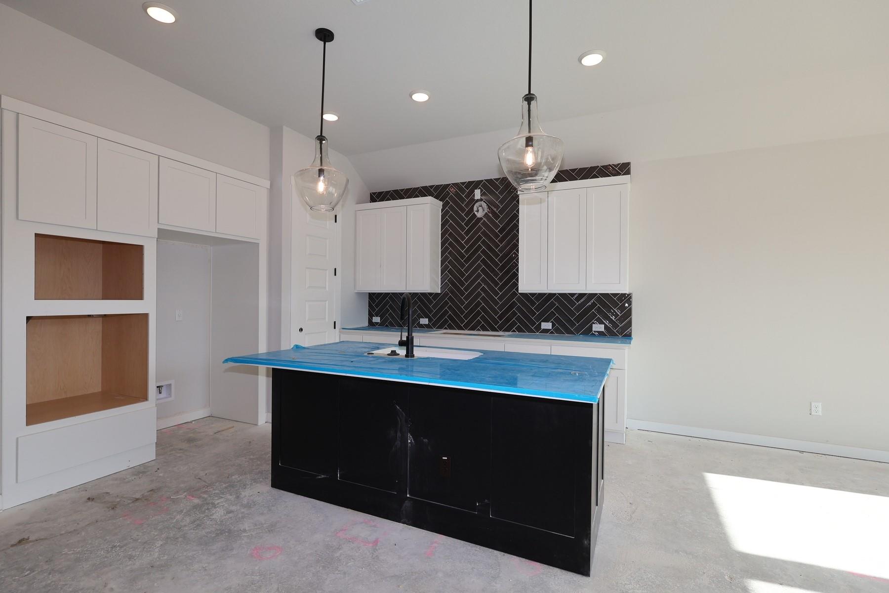10728 Worth Lane, Manor, TX 78653