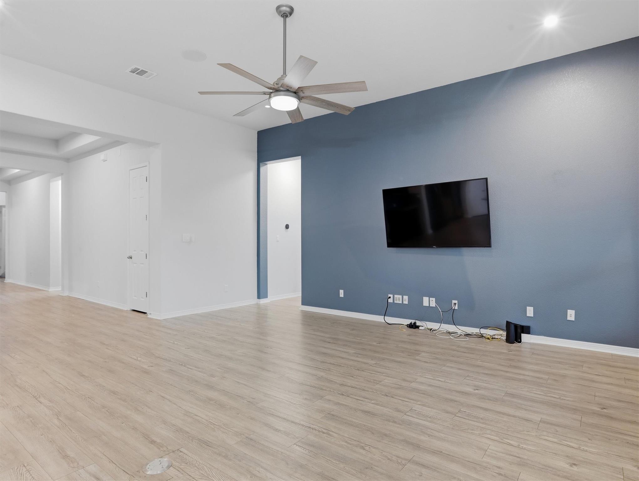 626 Painted Creek Way, Kyle, TX 78640