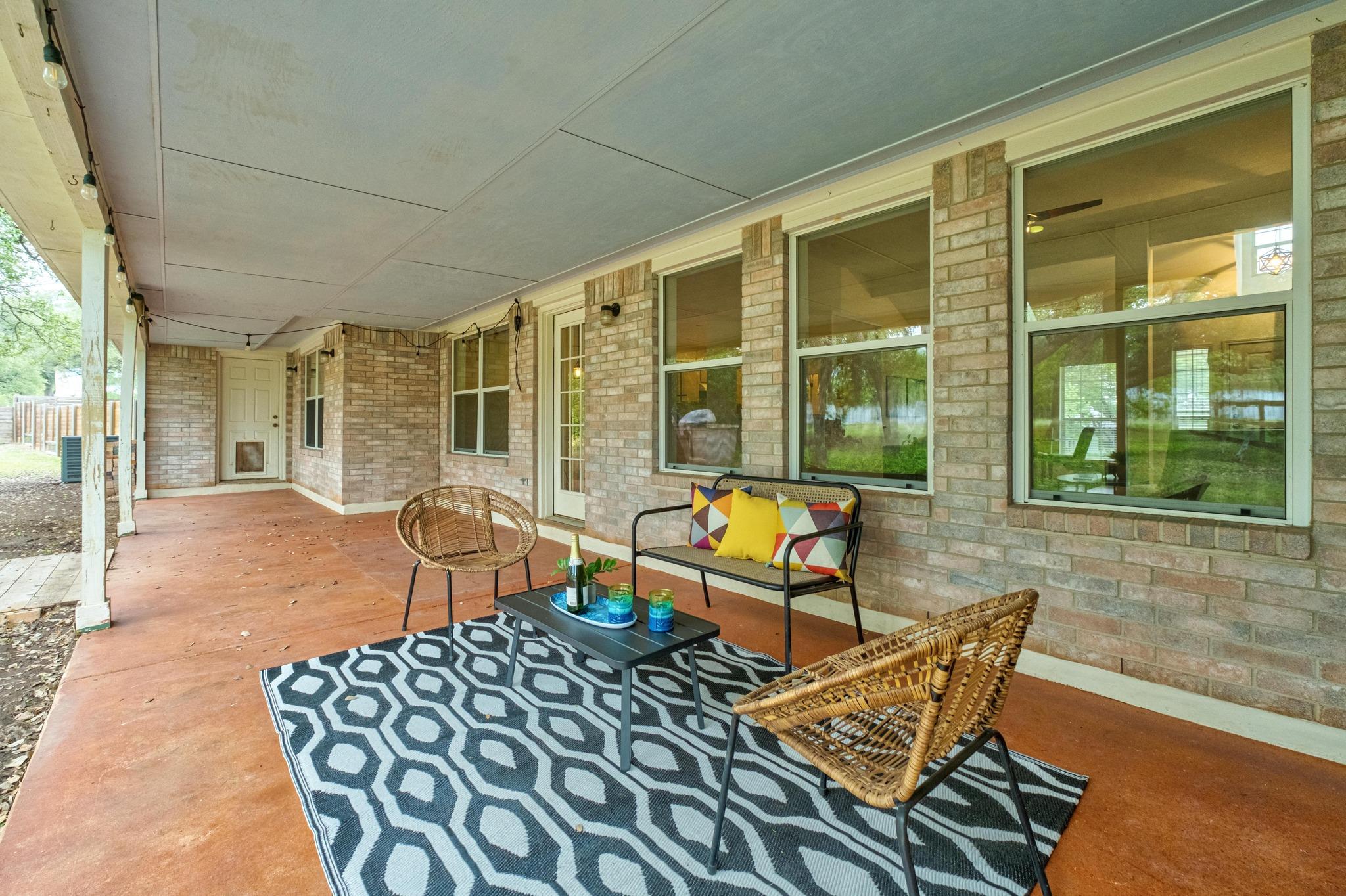 9104 Elm Creek Cv, Austin, TX 78736