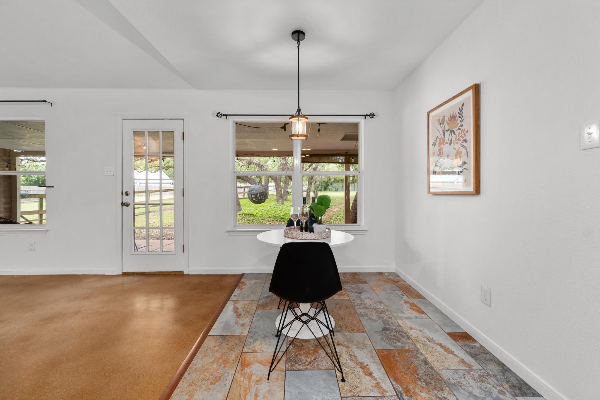 9104 Elm Creek Cv, Austin, TX 78736