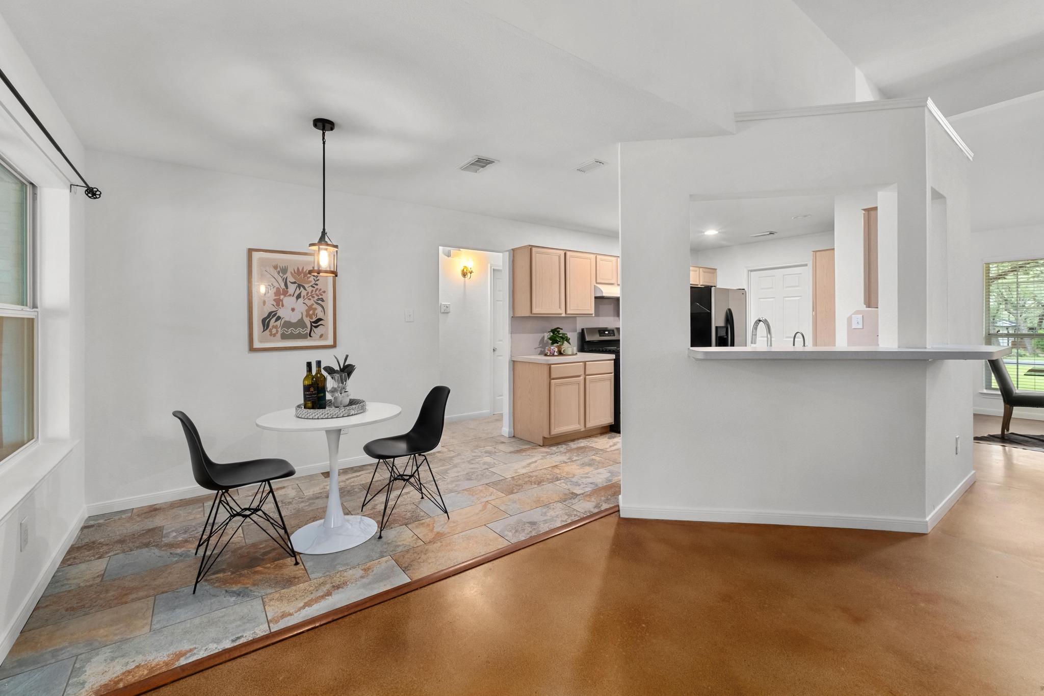9104 Elm Creek Cv, Austin, TX 78736
