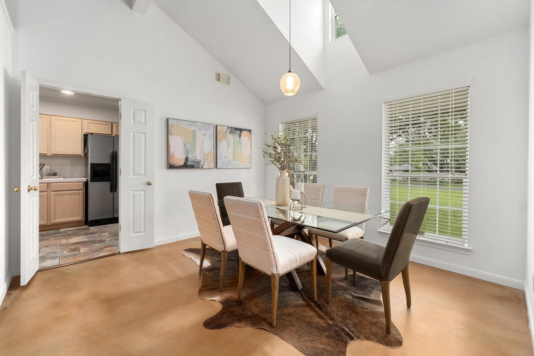 9104 Elm Creek Cv, Austin, TX 78736