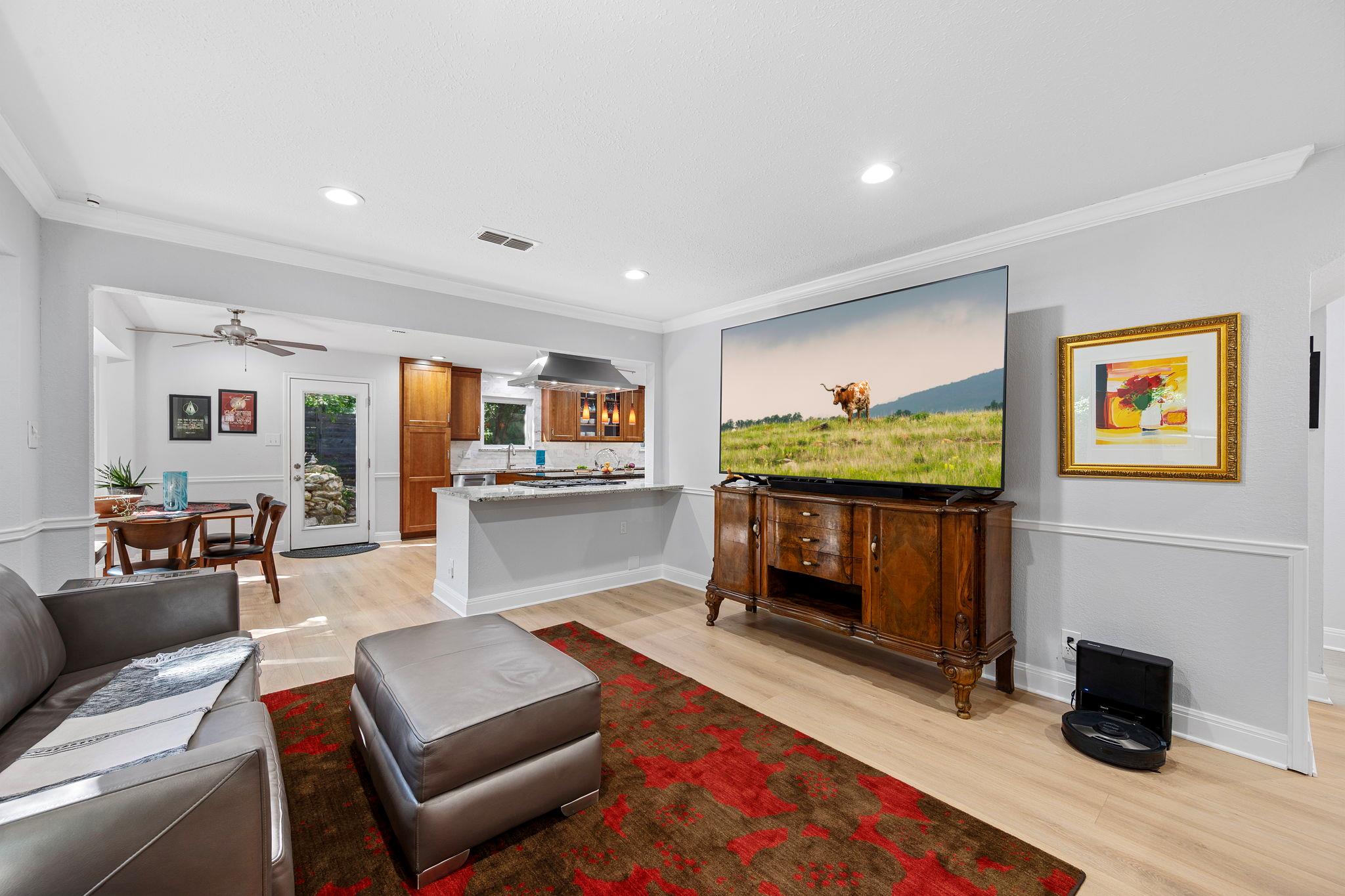 6204 Bon Terra Dr, Austin, TX 78731