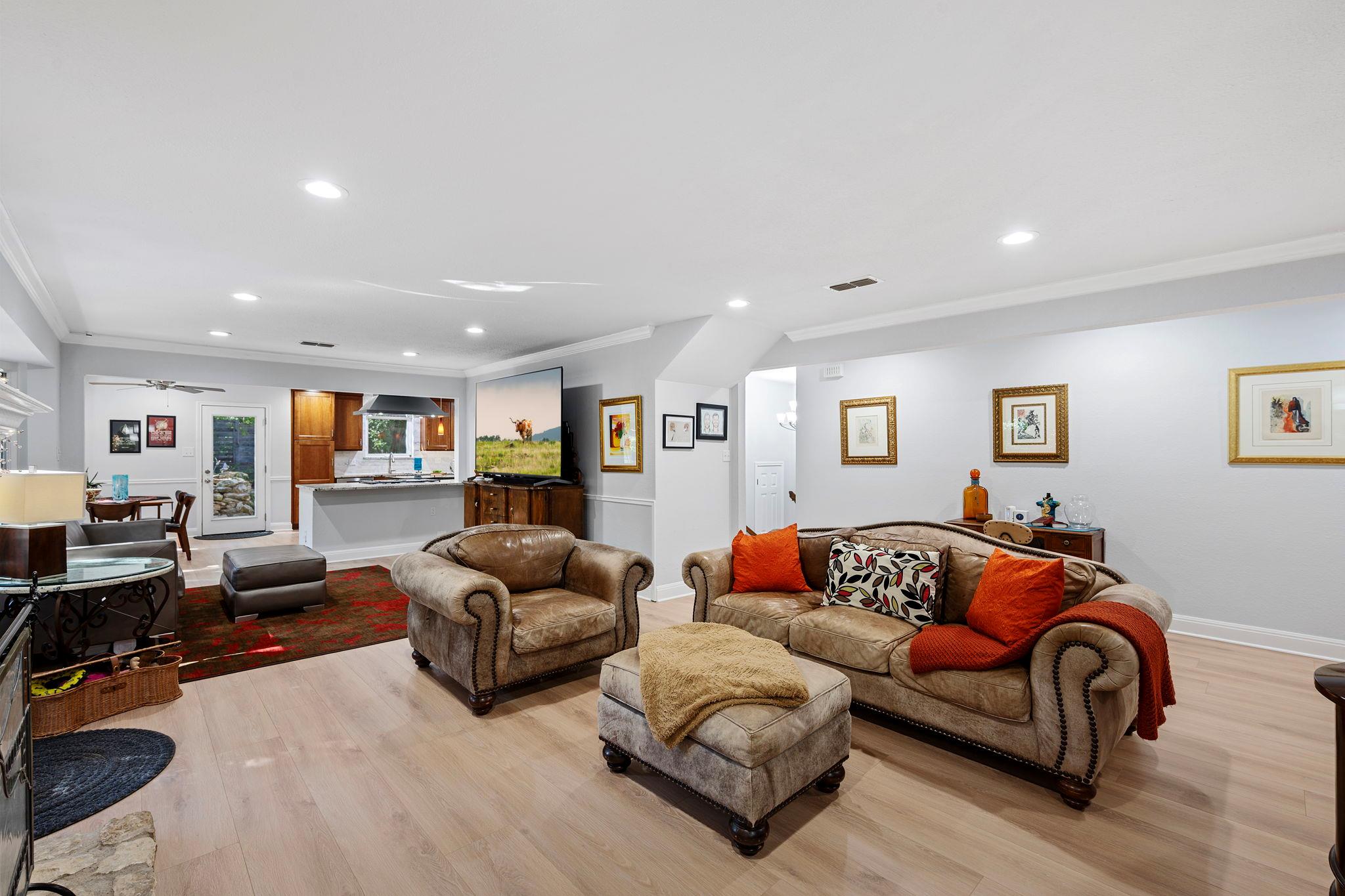 6204 Bon Terra Dr, Austin, TX 78731