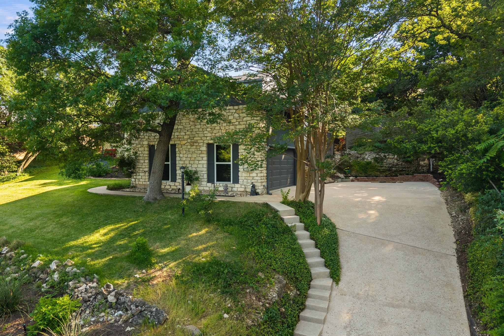 6204 Bon Terra Dr, Austin, TX 78731
