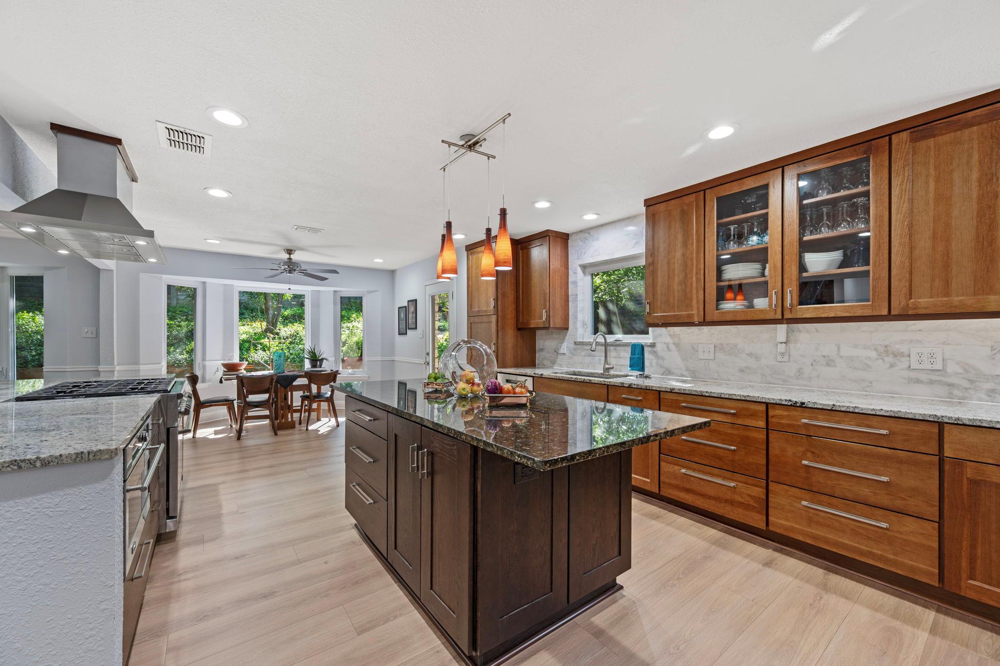 6204 Bon Terra Dr, Austin, TX 78731