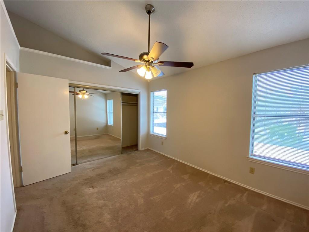 12325 Los Indios Trl # 9, Austin, TX 78729