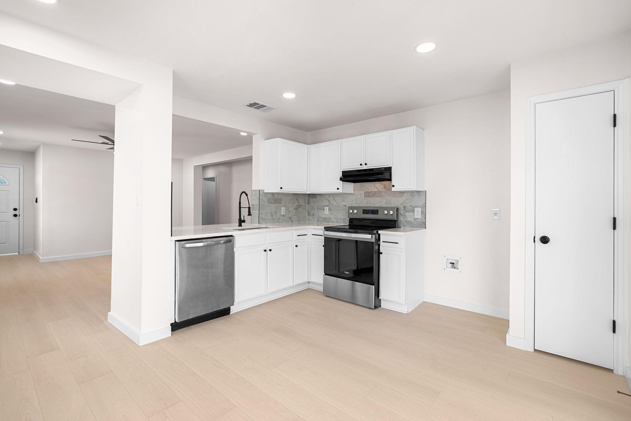6708 Quinton Dr, Austin, TX 78747