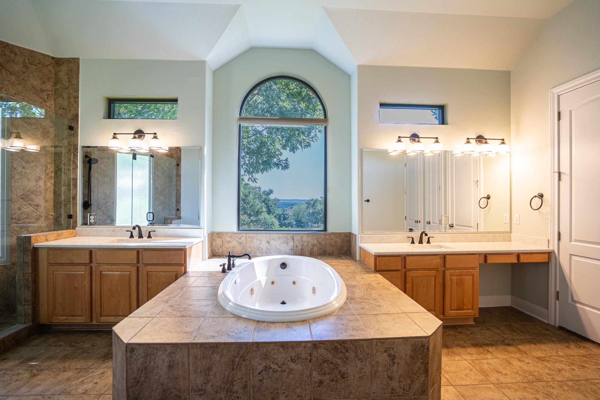 309 Aria Dr, Austin, TX 78738