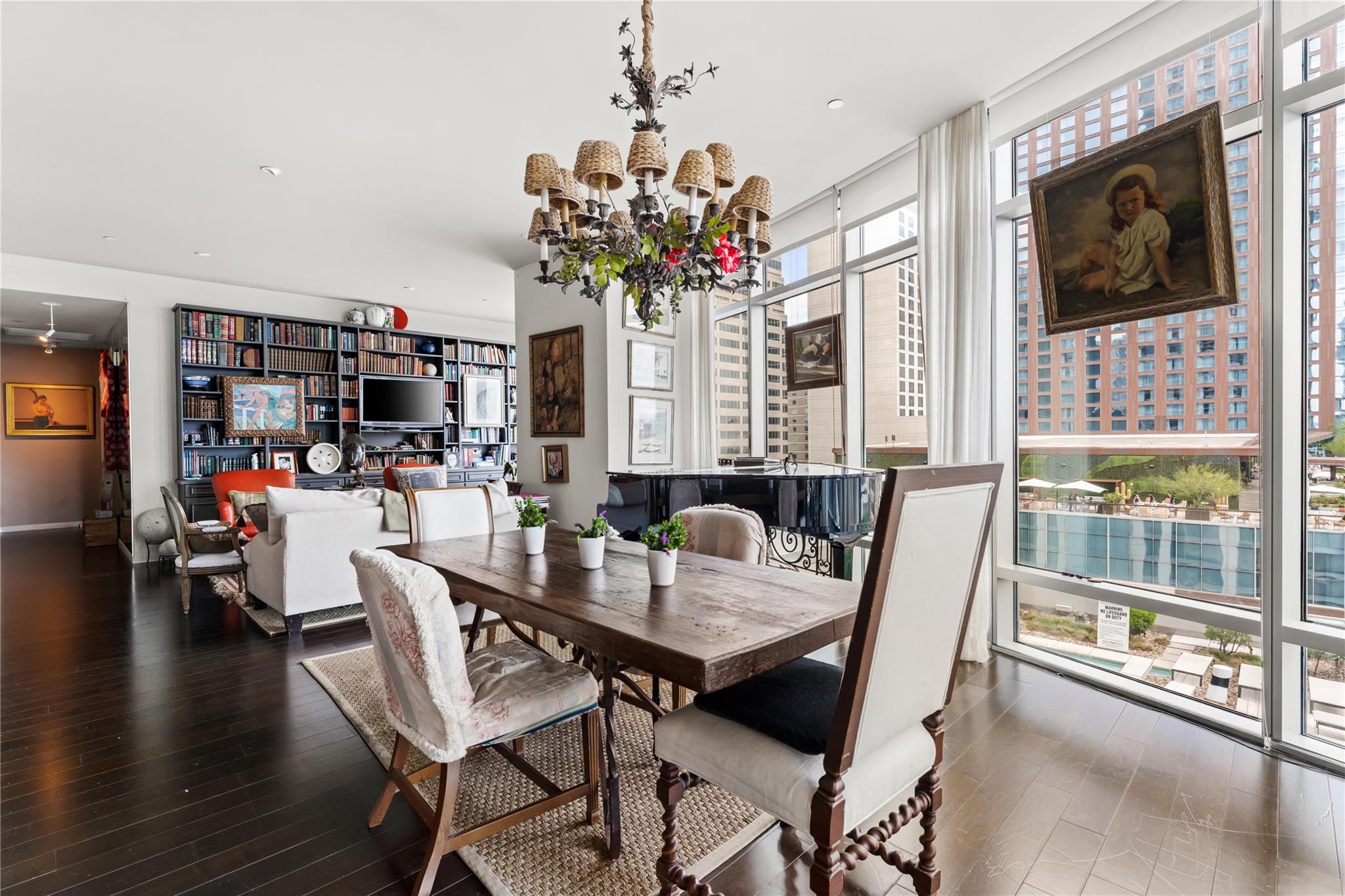 200 Congress Ave # 11F, Austin, TX 78701