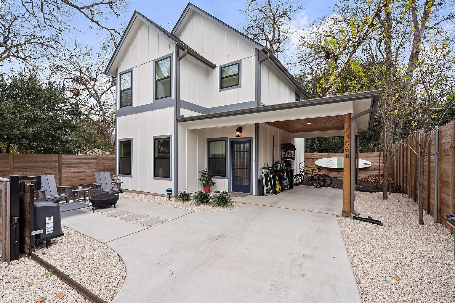 306 Irma Dr # B, Austin, TX 78752