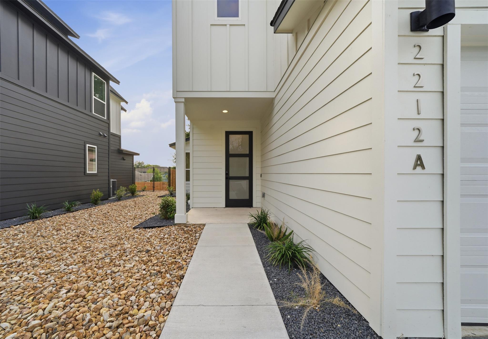2212 Yellow Jacket Ln # 1, Austin, TX 78741