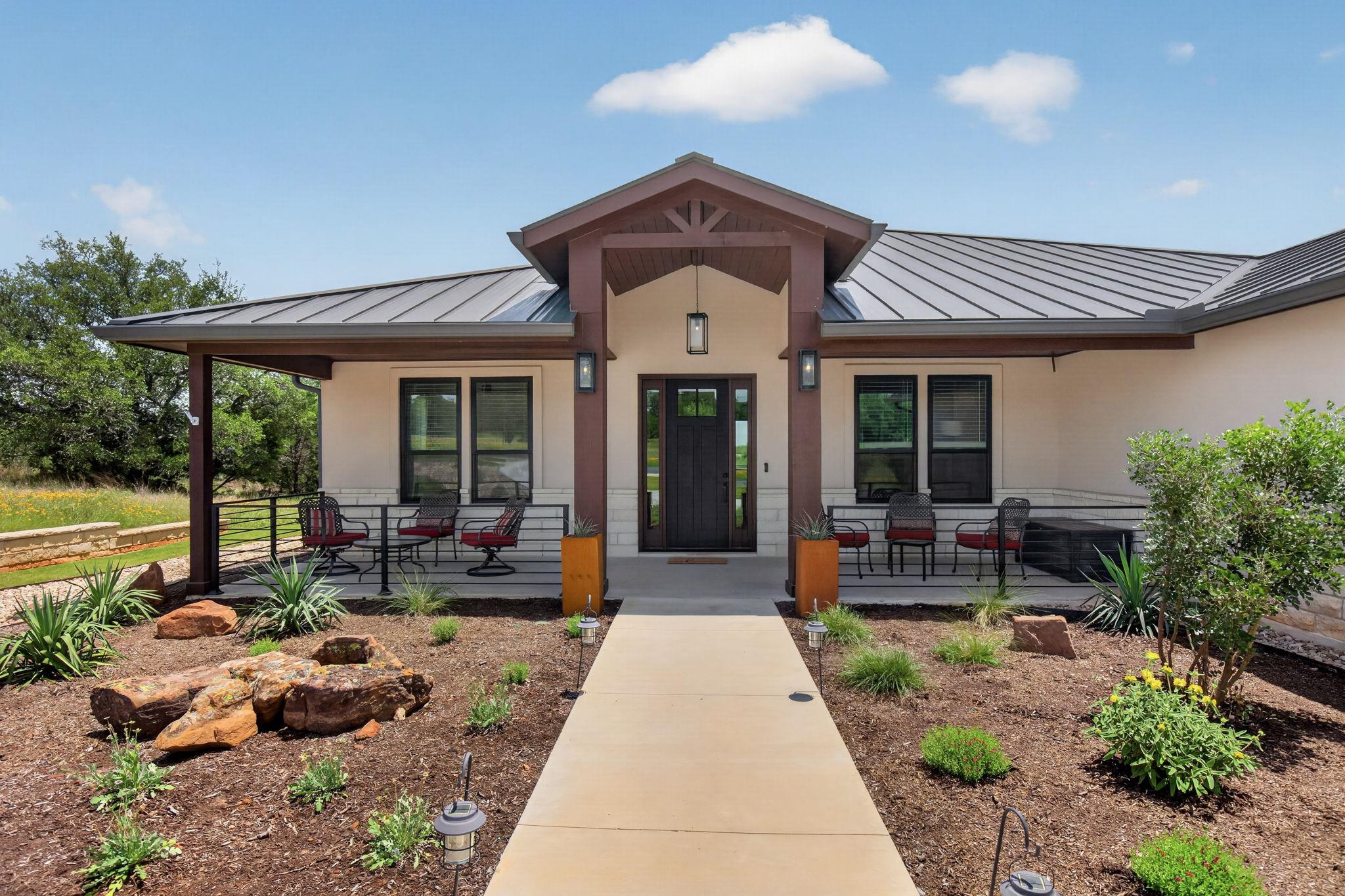 624 Broken Hills Dr, Horseshoe Bay, TX 78657