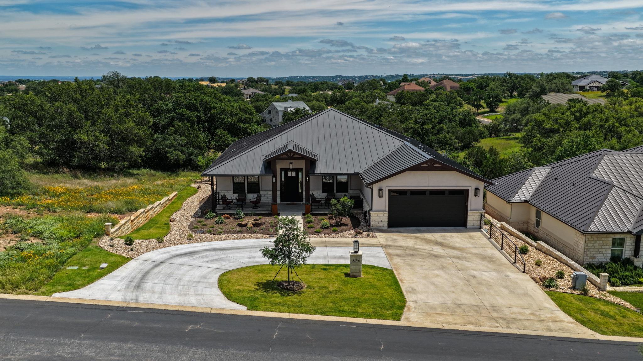 624 Broken Hills Dr, Horseshoe Bay, TX 78657