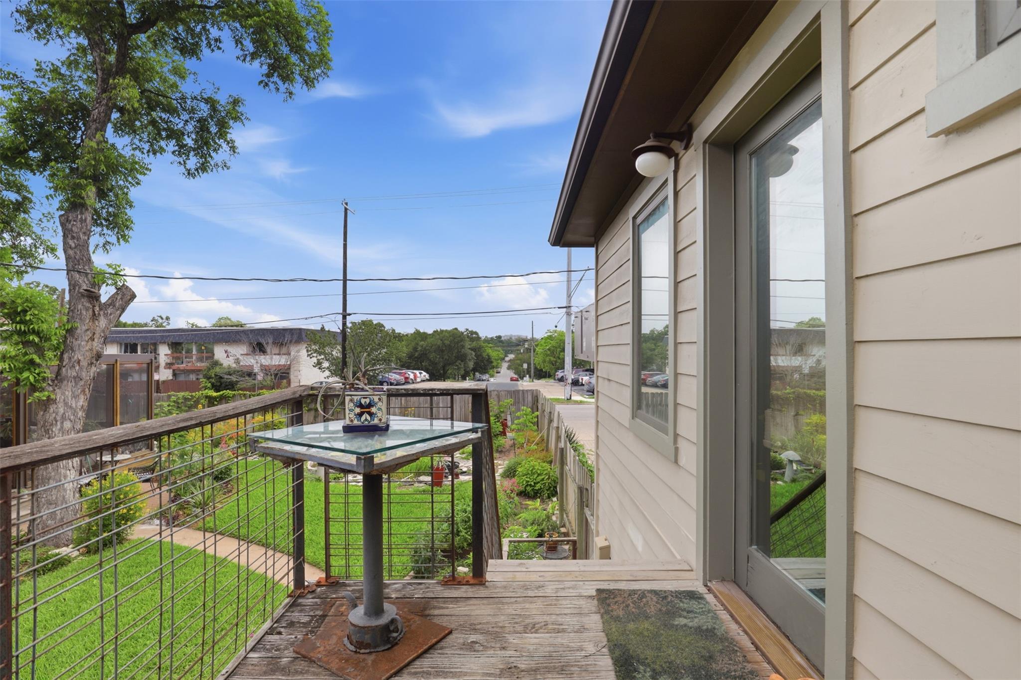 101 W 33rd St # B, Austin, TX 78705