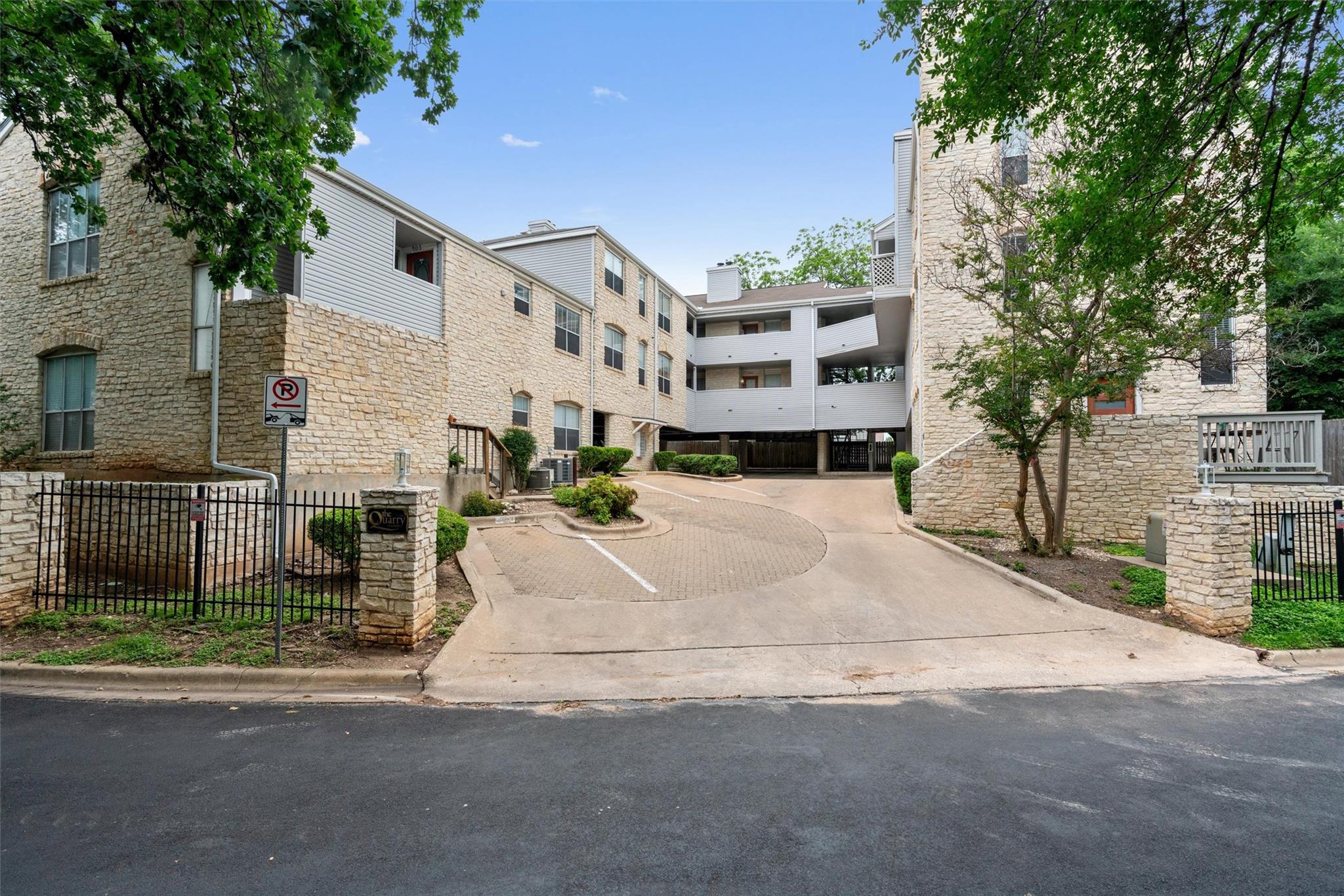 2520 Quarry Rd # 306, Austin, TX 78703