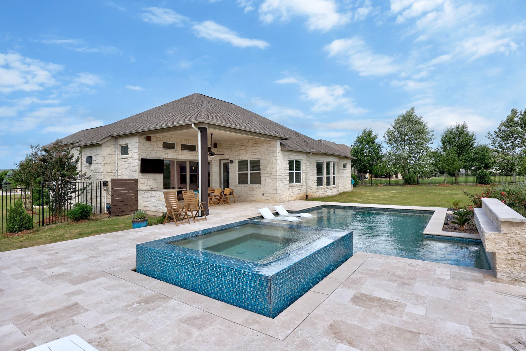 331 Linden Loop, Driftwood, TX 78619