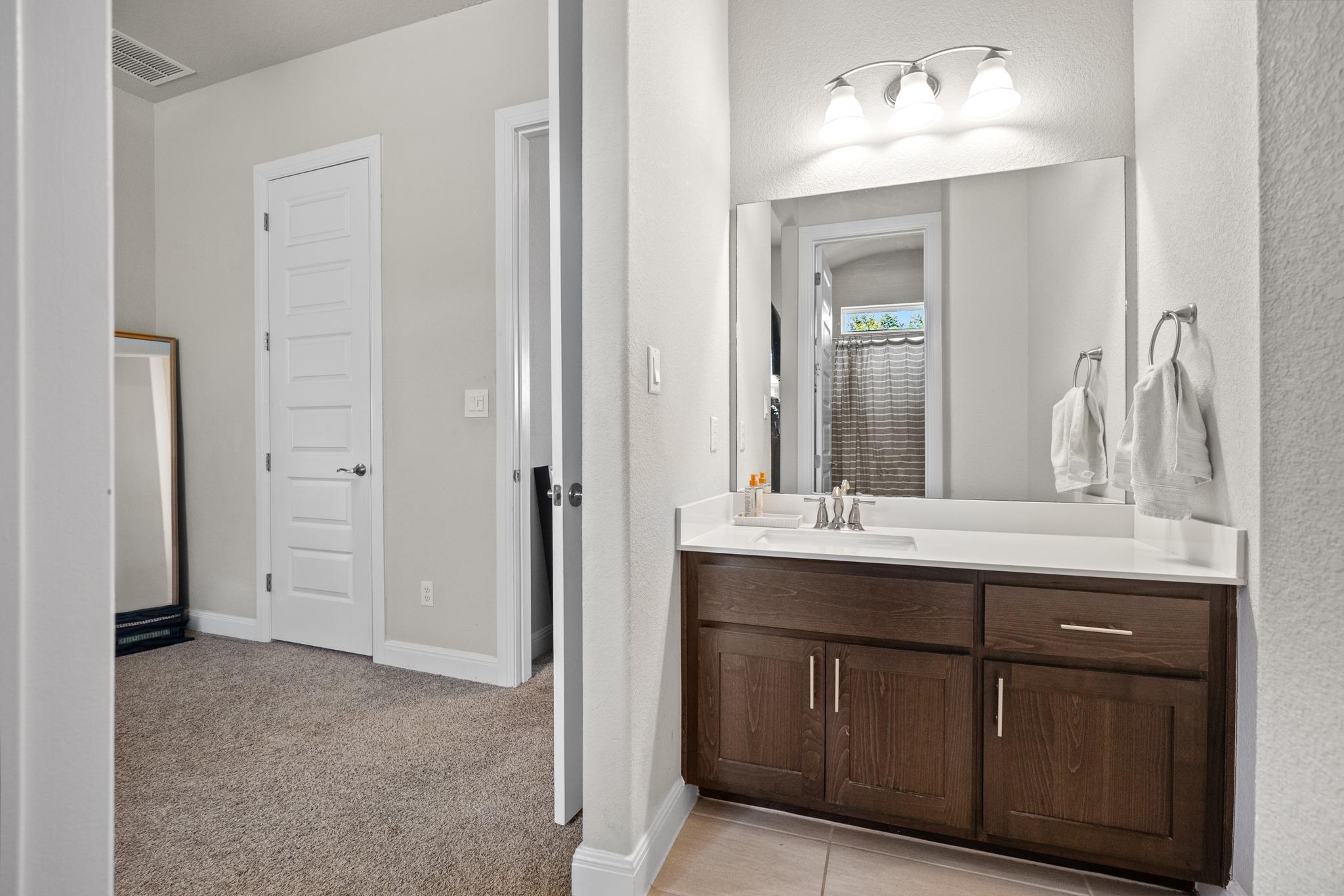 331 Linden Loop, Driftwood, TX 78619