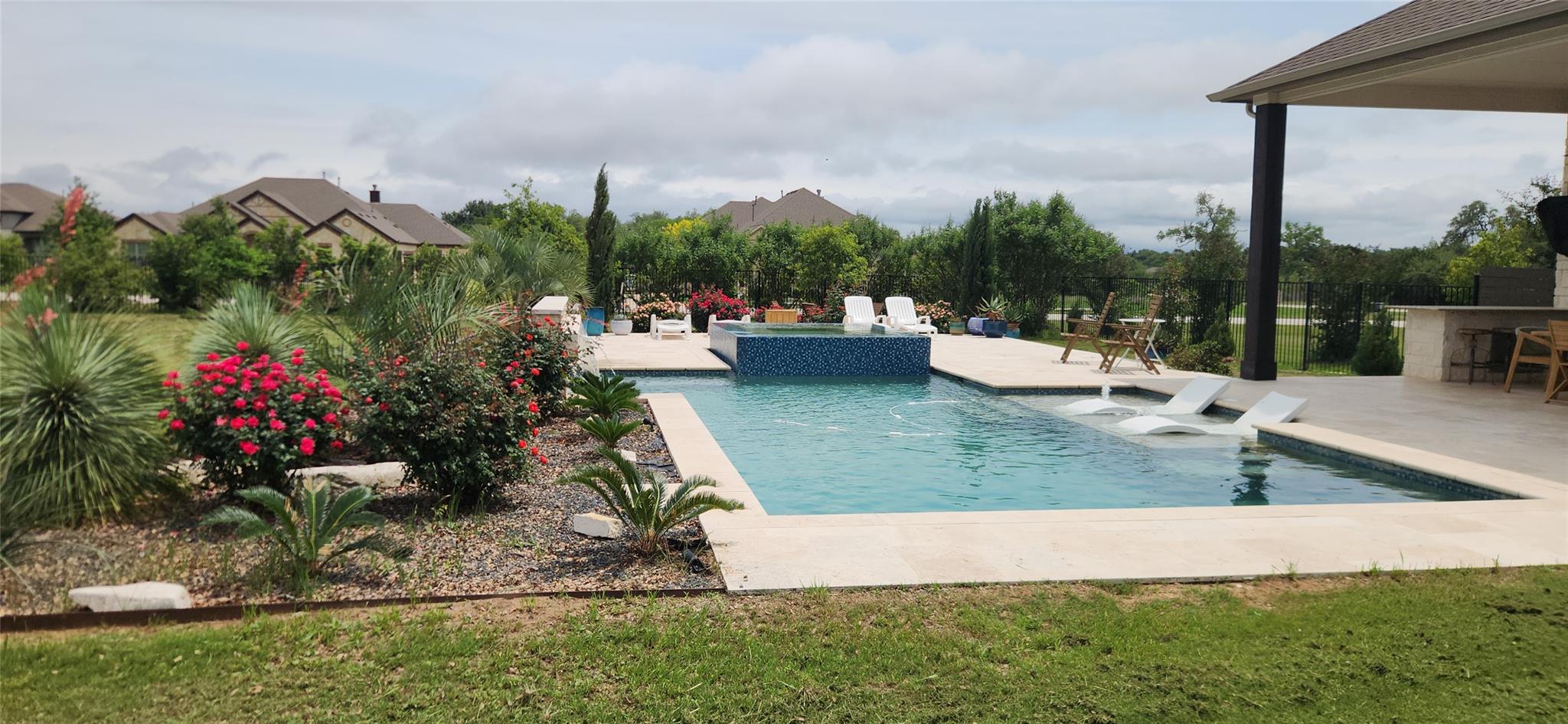 331 Linden Loop, Driftwood, TX 78619