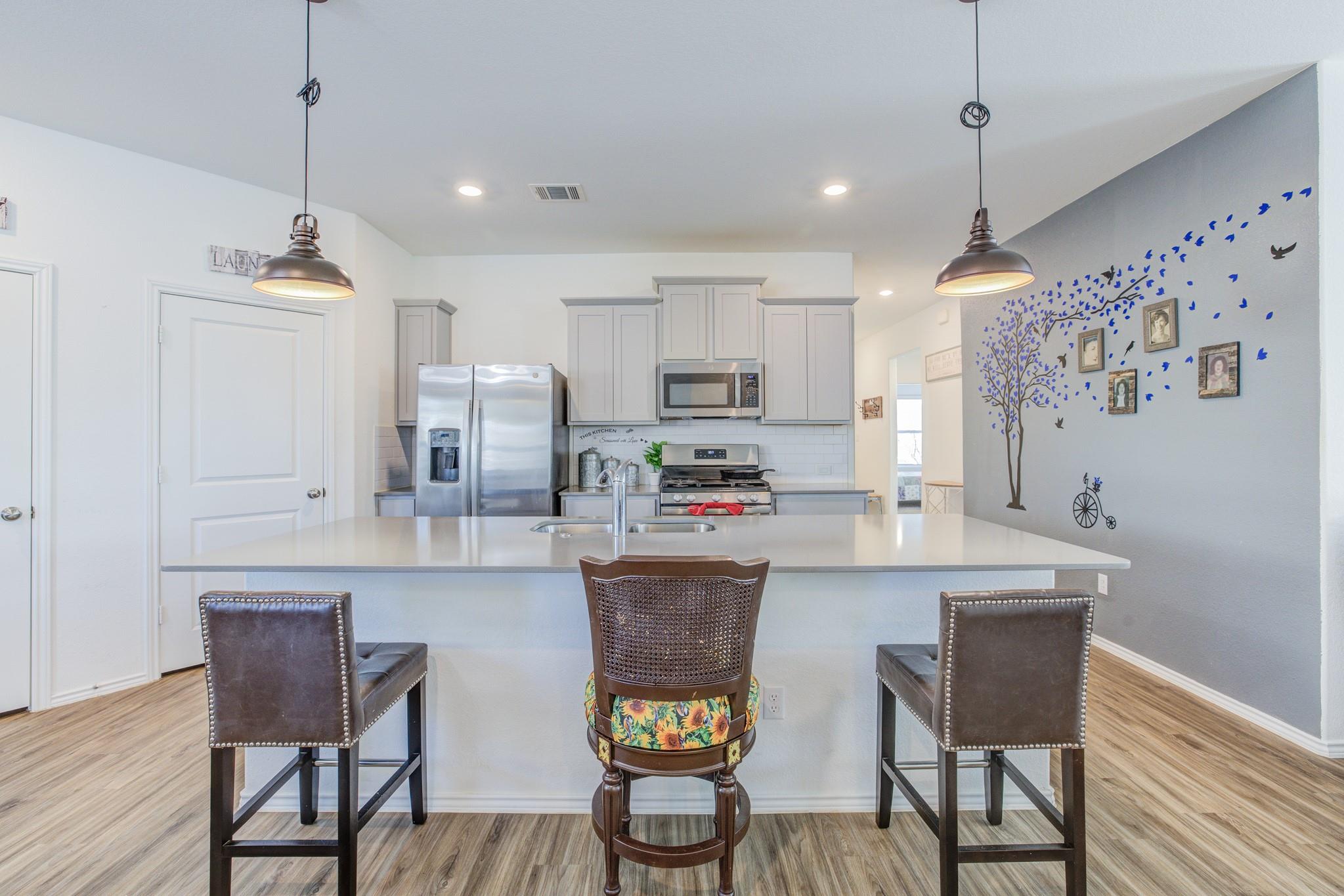 105 Isaac Millsaps Trl, Bastrop, TX 78602