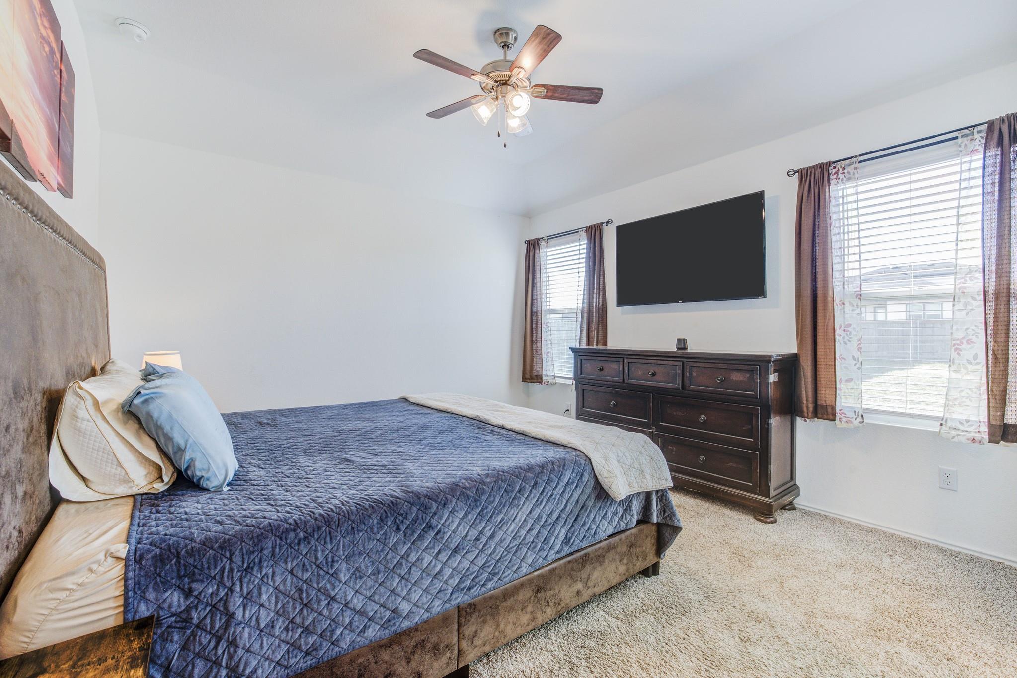 105 Isaac Millsaps Trl, Bastrop, TX 78602