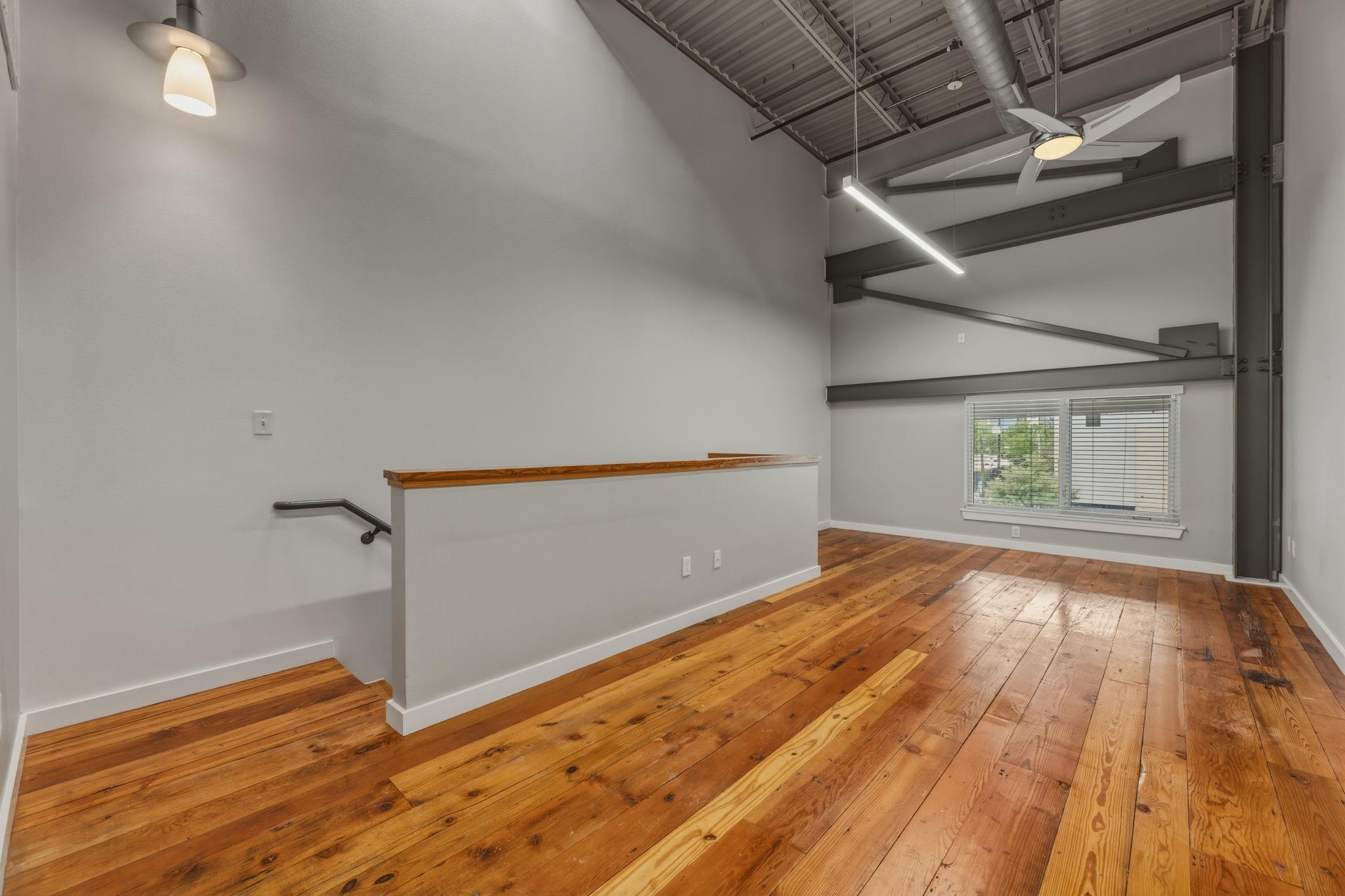 1305 E 6th St # 13, Austin, TX 78702